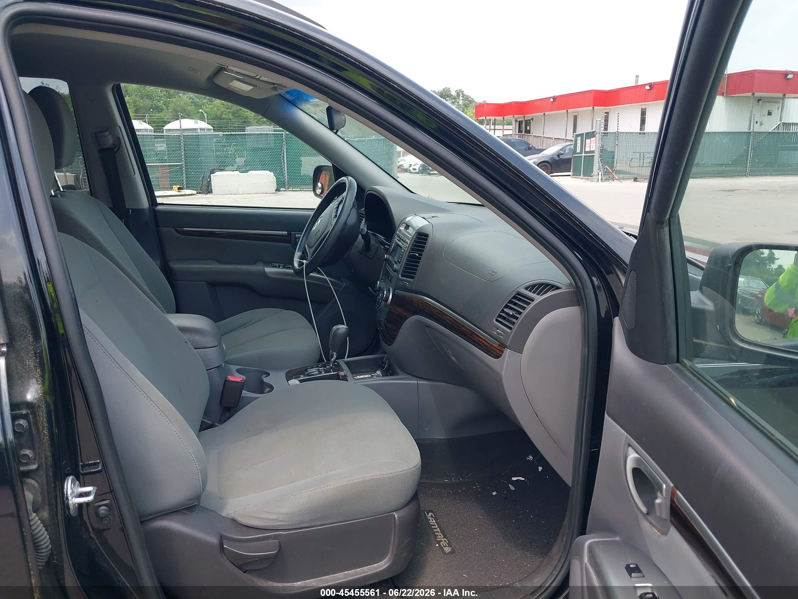 2012 Hyundai Santa Fe Gls Black vin: 5XYZGDAB2CG101937