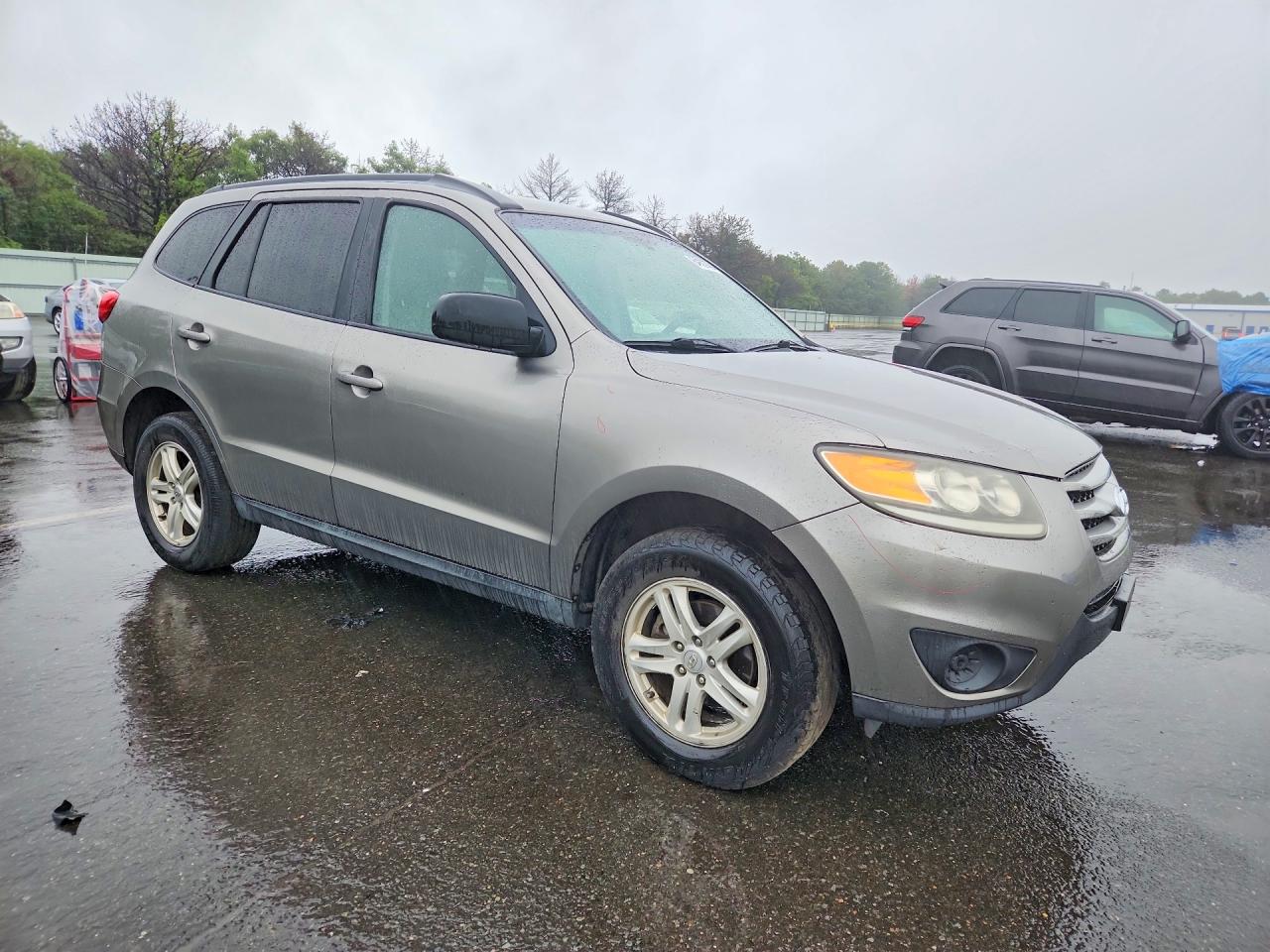 2012 Hyundai Santa Fe Gls Серебряный vin: 5XYZGDAB2CG102358