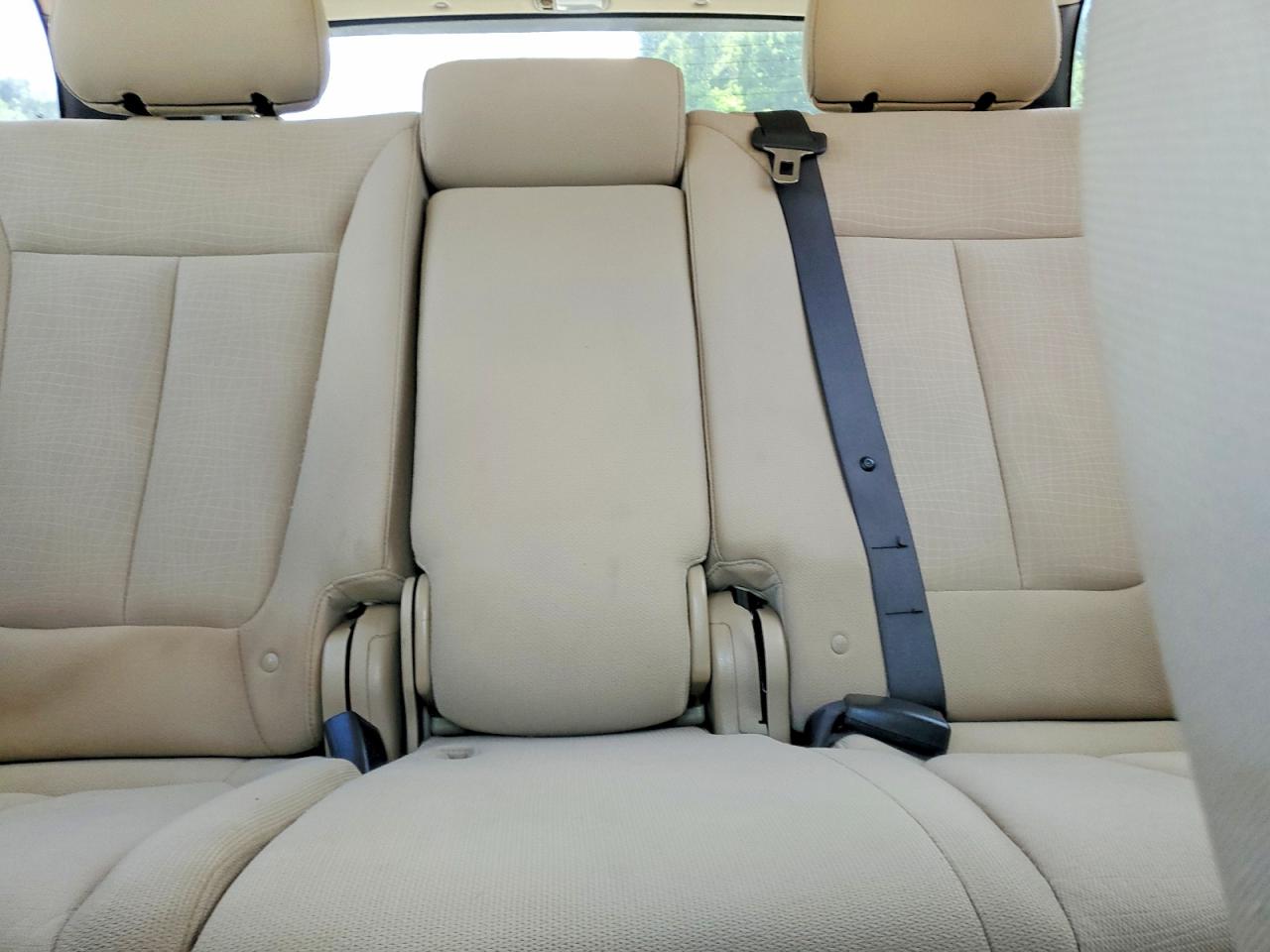 2012 Hyundai Santa Fe Gls Gray vin: 5XYZGDAB2CG156775