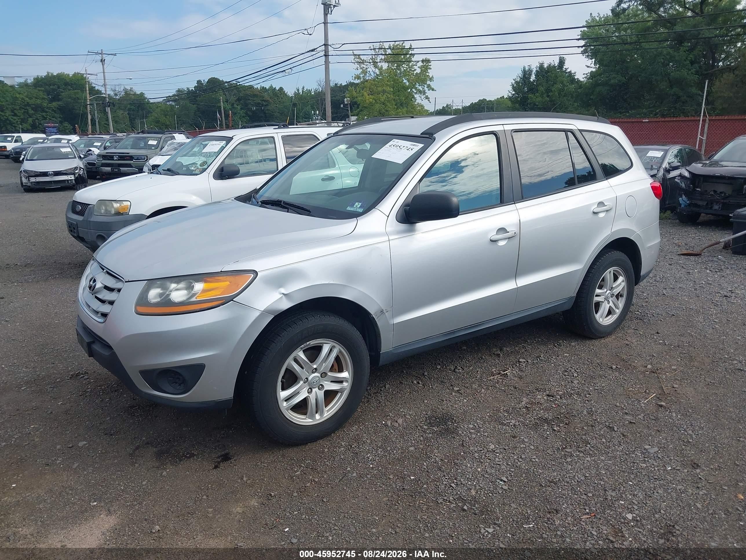 2011 Hyundai Santa Fe Gls Серебряный vin: 5XYZGDAB3BG008813