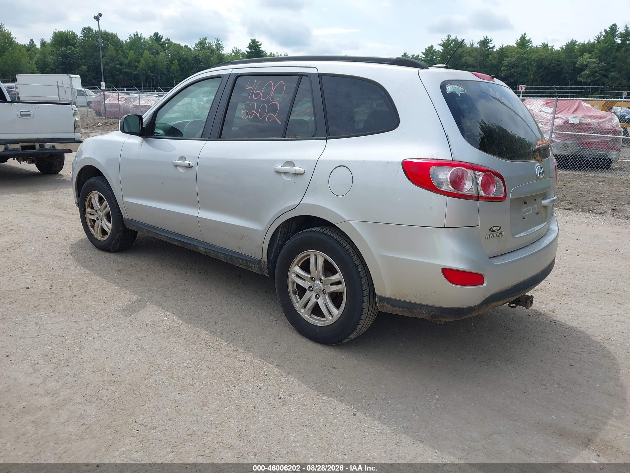 2011 Hyundai Santa Fe Gls Silver vin: 5XYZGDAB3BG073872
