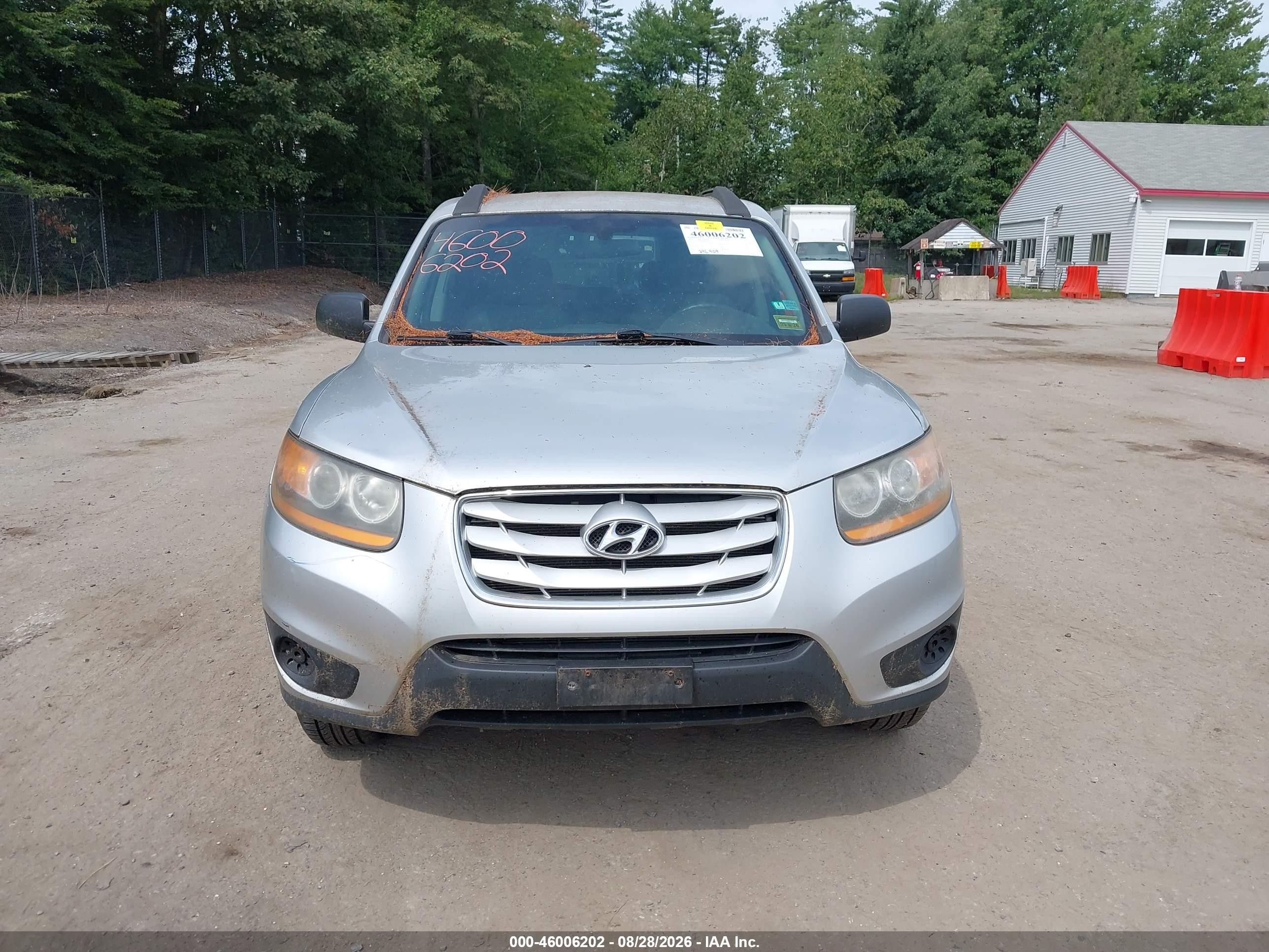 2011 Hyundai Santa Fe Gls Silver vin: 5XYZGDAB3BG073872
