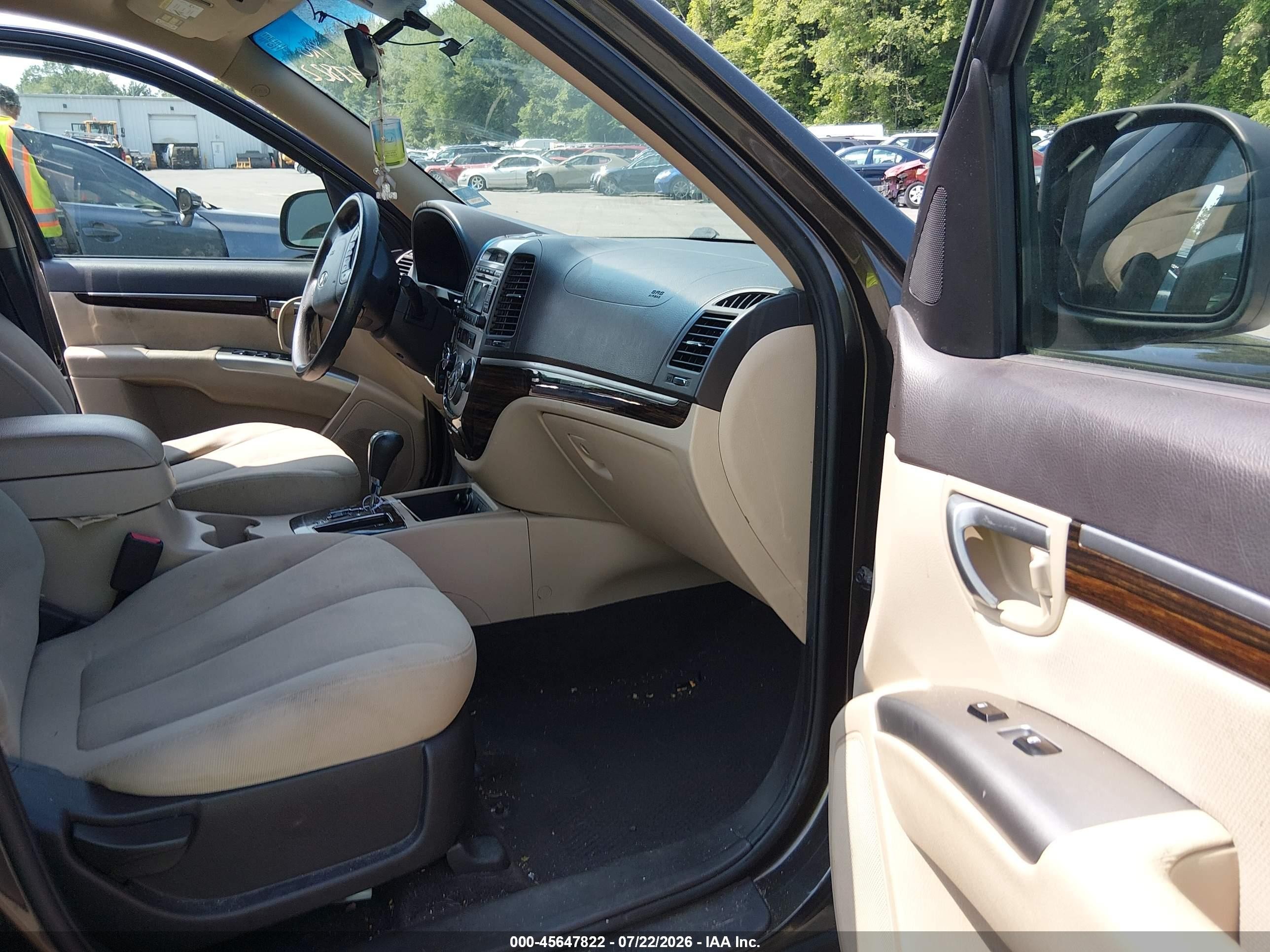 2011 Hyundai Santa Fe Gls Black vin: 5XYZGDAB3BG077839