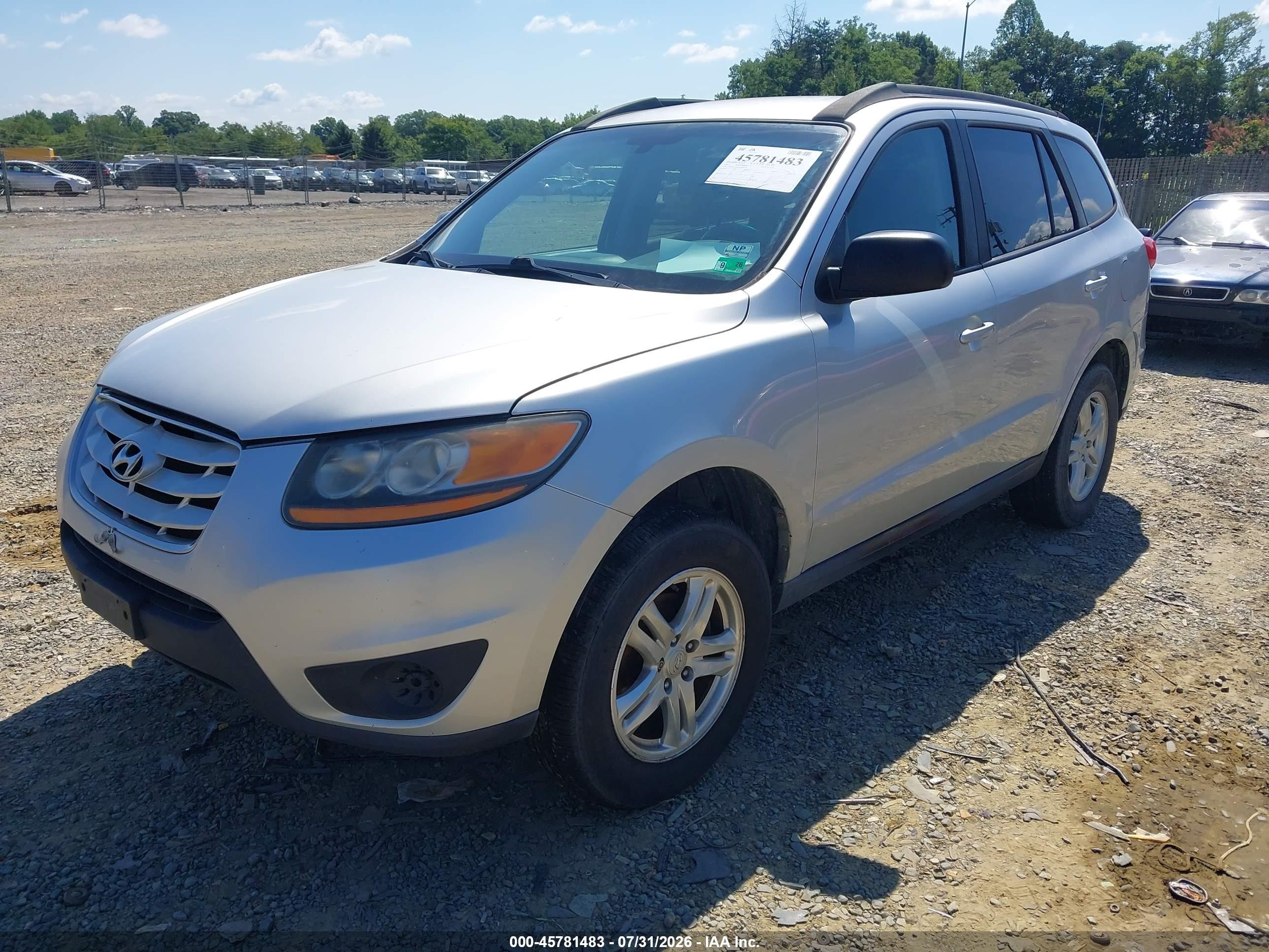 2011 Hyundai Santa Fe Gls Silver vin: 5XYZGDAB3BG080174
