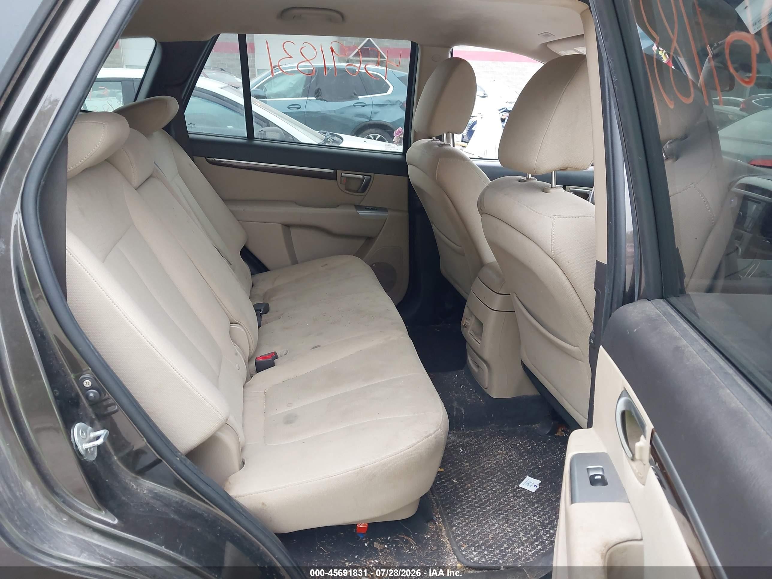 2011 Hyundai Santa Fe Gls Brown vin: 5XYZGDAB4BG008755