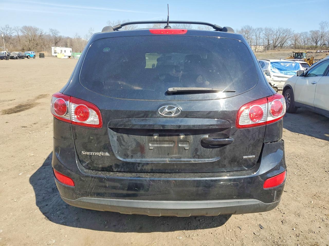 2012 Hyundai Santa Fe Gls Black vin: 5XYZGDAB4CG111529