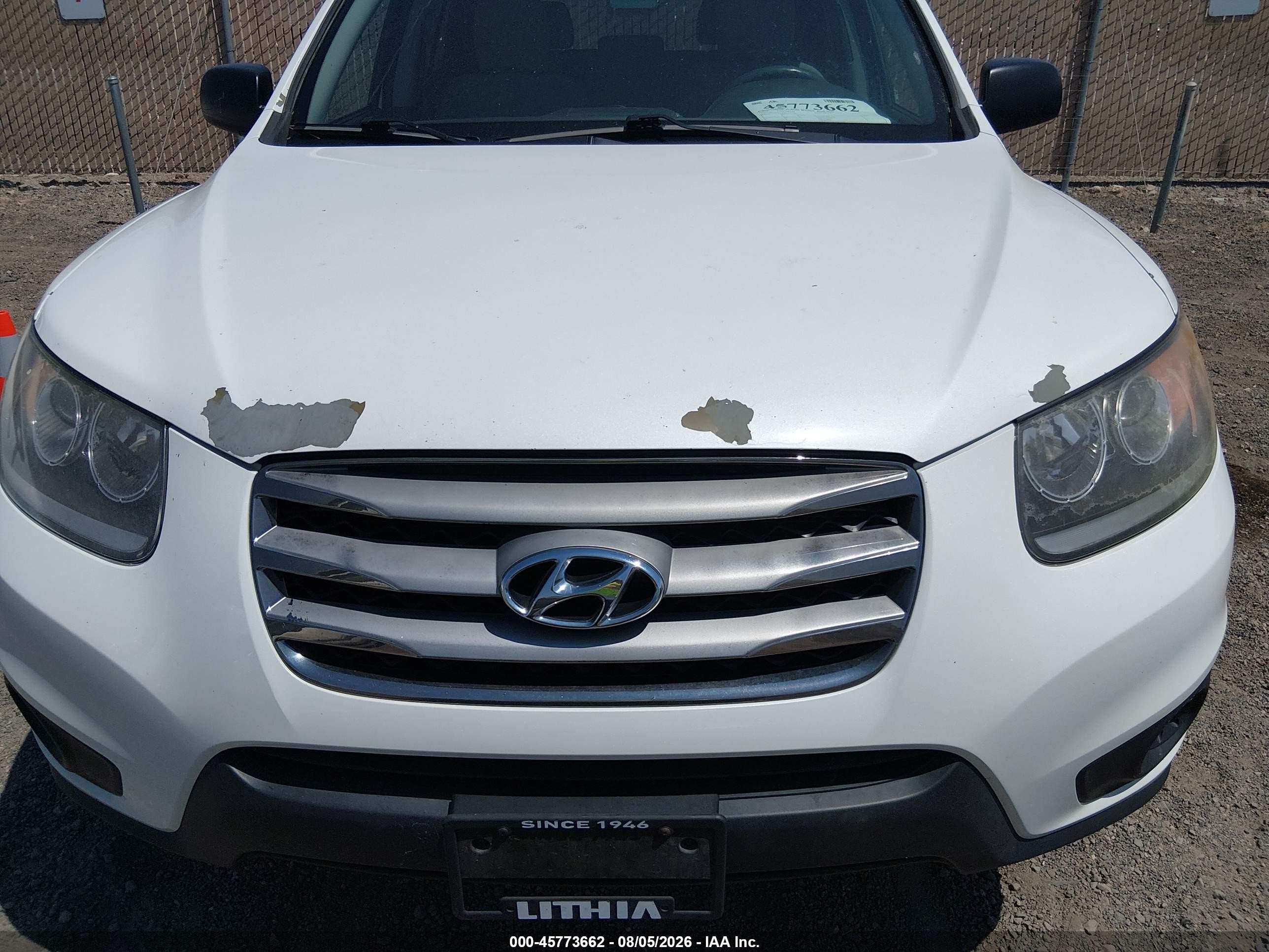 2012 Hyundai Santa Fe Gls White vin: 5XYZGDAB4CG161069
