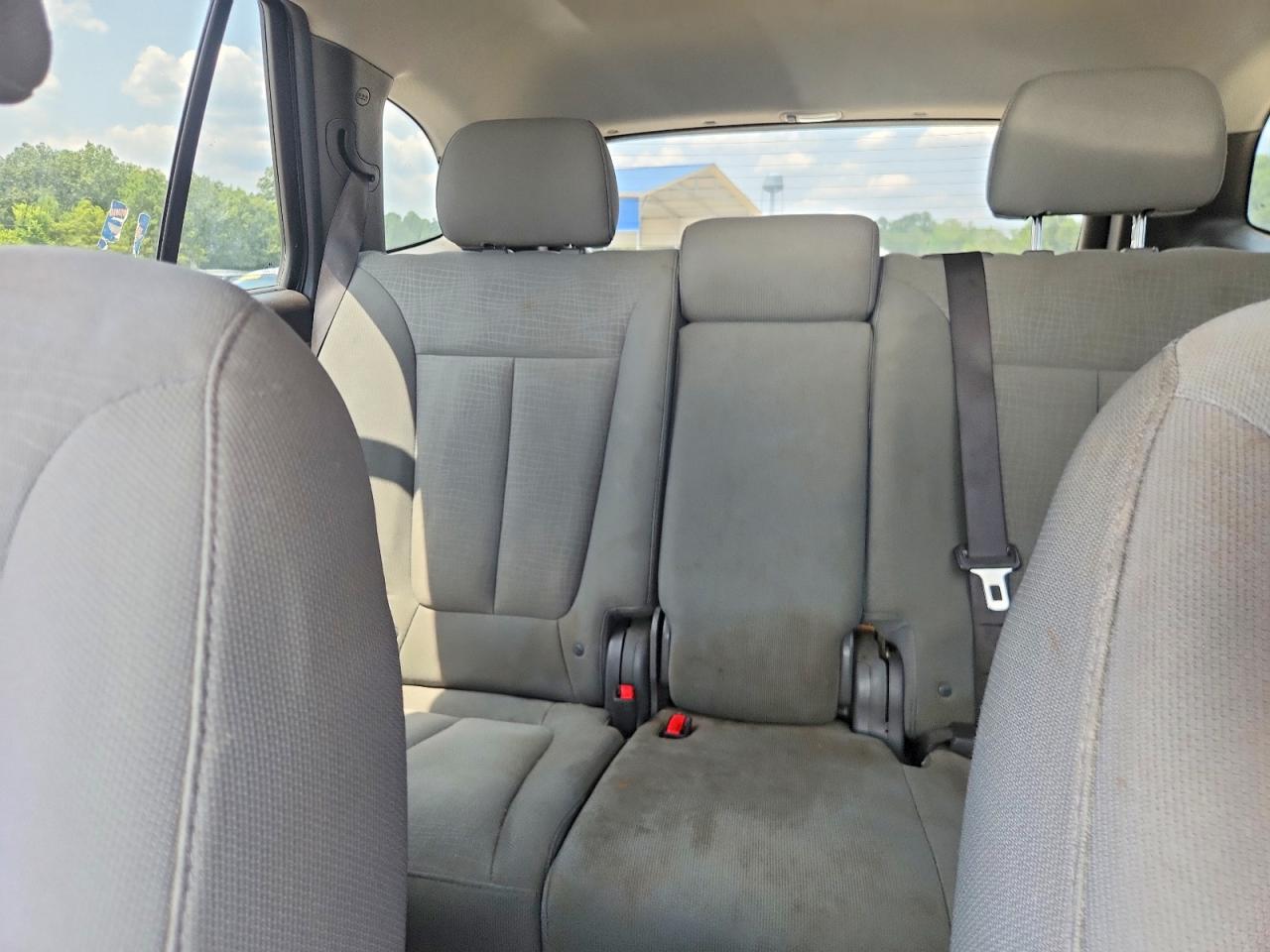 2011 Hyundai Santa Fe Gls Silver vin: 5XYZGDAB5BG023491