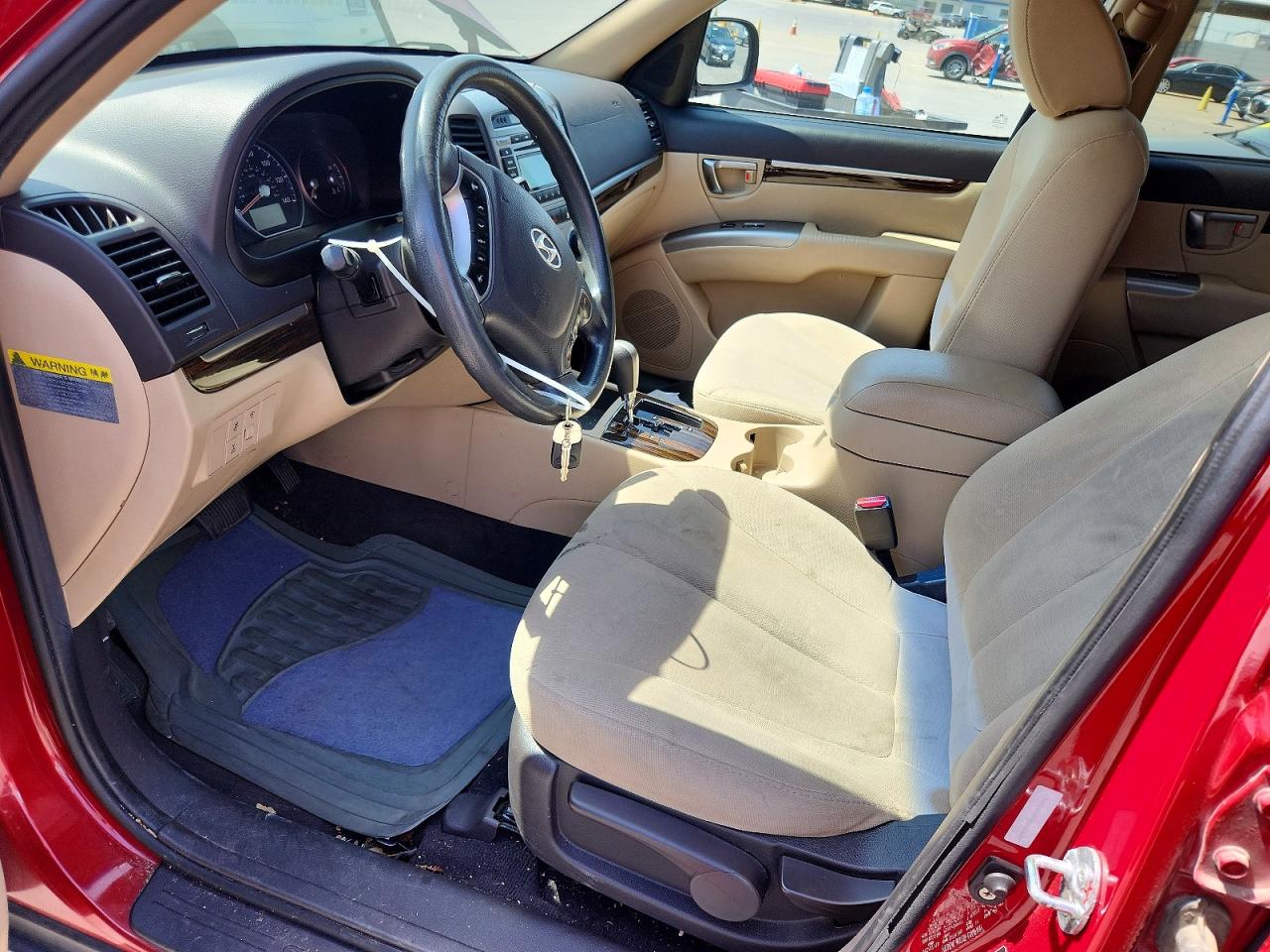 2011 Hyundai Santafe Red vin: 5XYZGDAB5BG023684