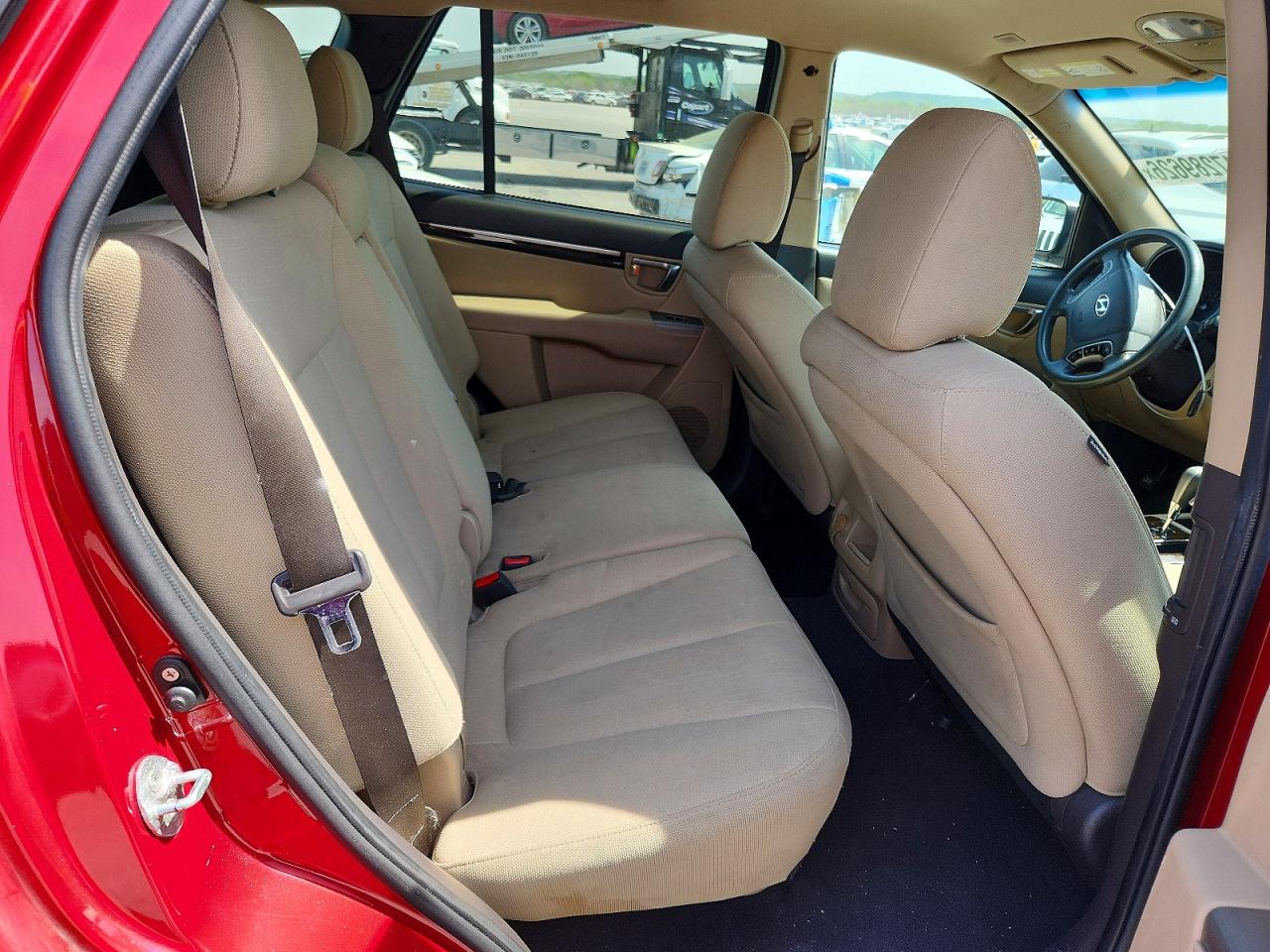 2011 Hyundai Santafe Red vin: 5XYZGDAB5BG023684