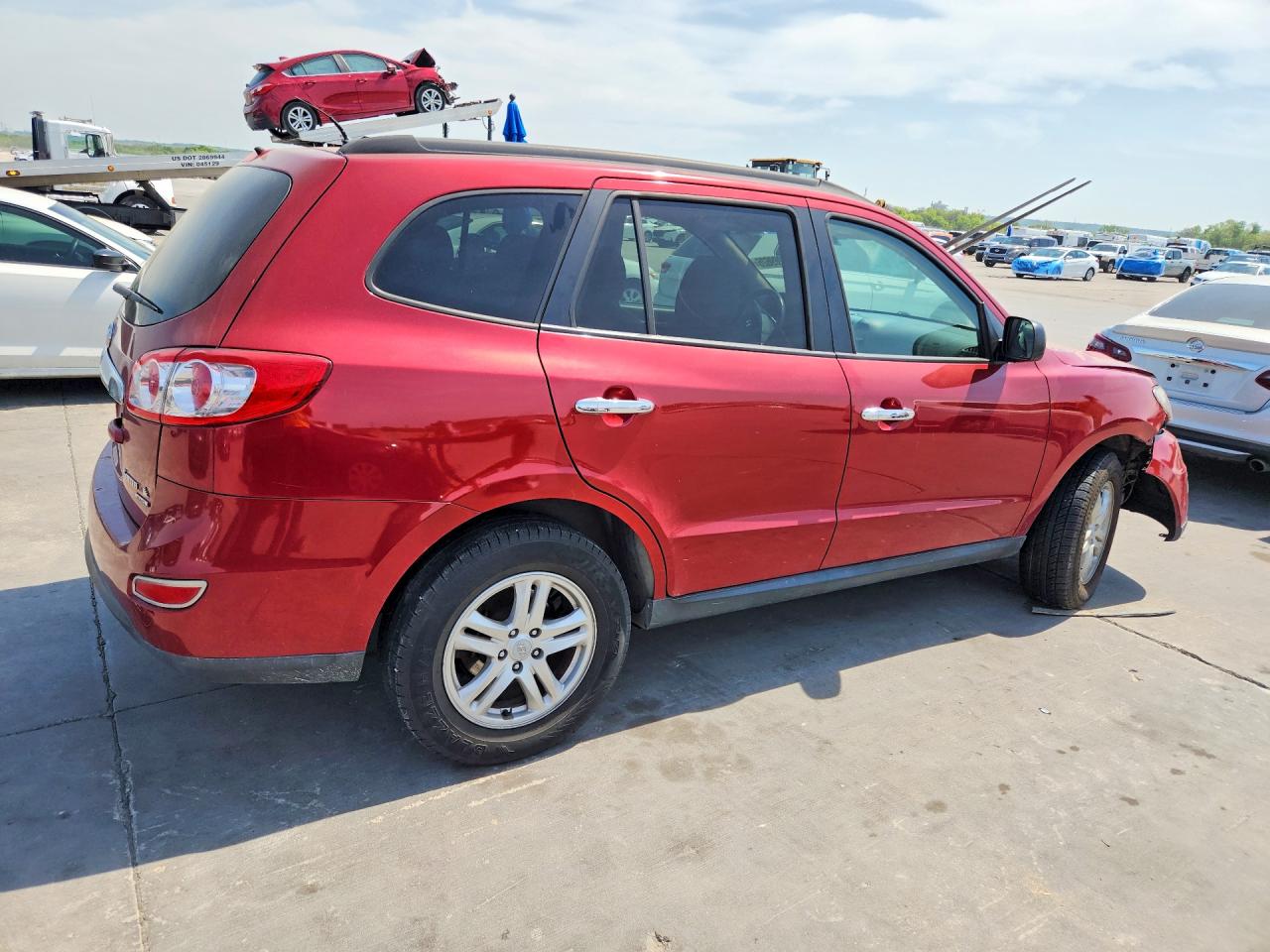 2011 Hyundai Santafe Red vin: 5XYZGDAB5BG023684