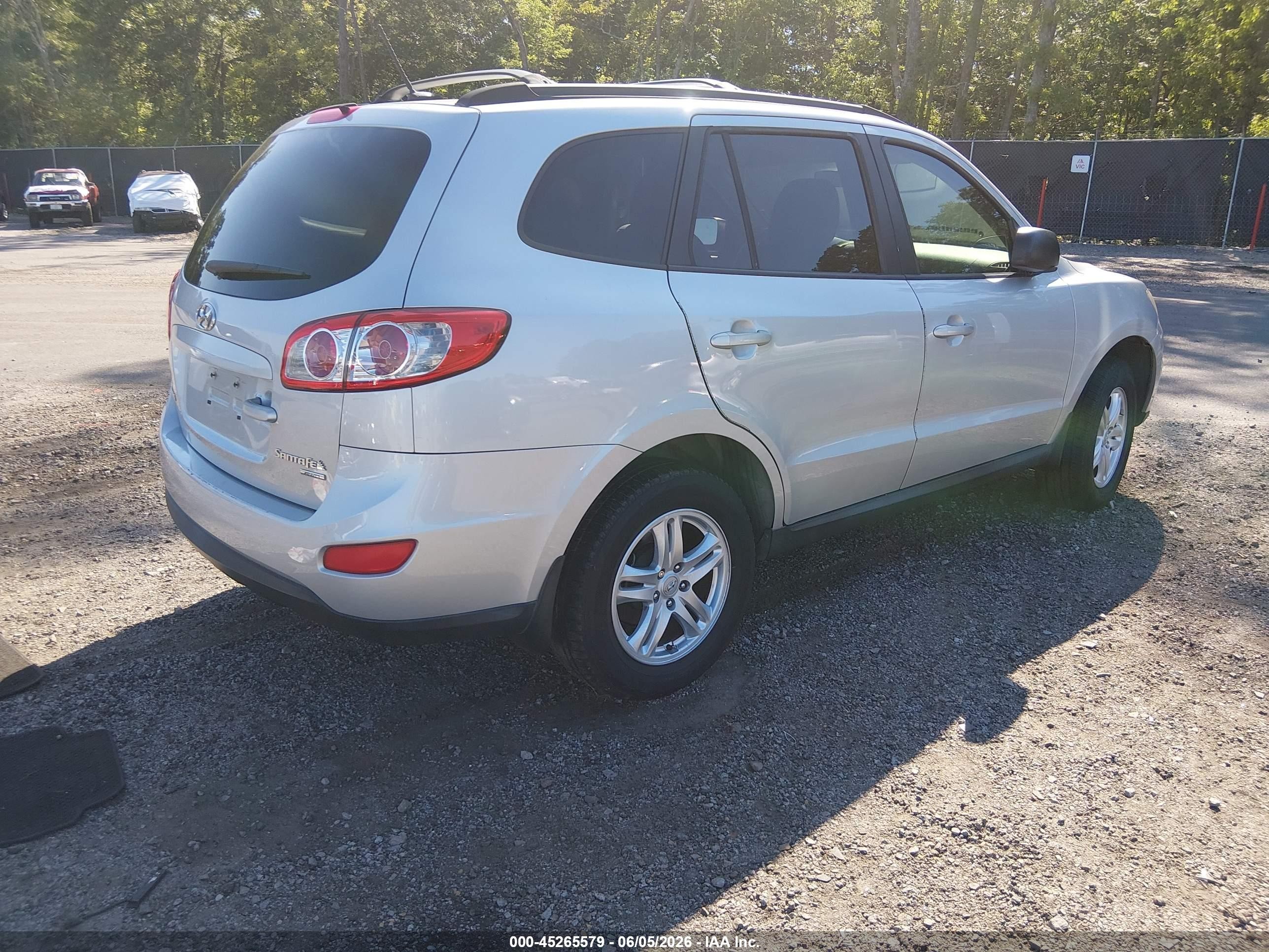 2011 Hyundai Santa Fe Gls Серебряный vin: 5XYZGDAB5BG035740