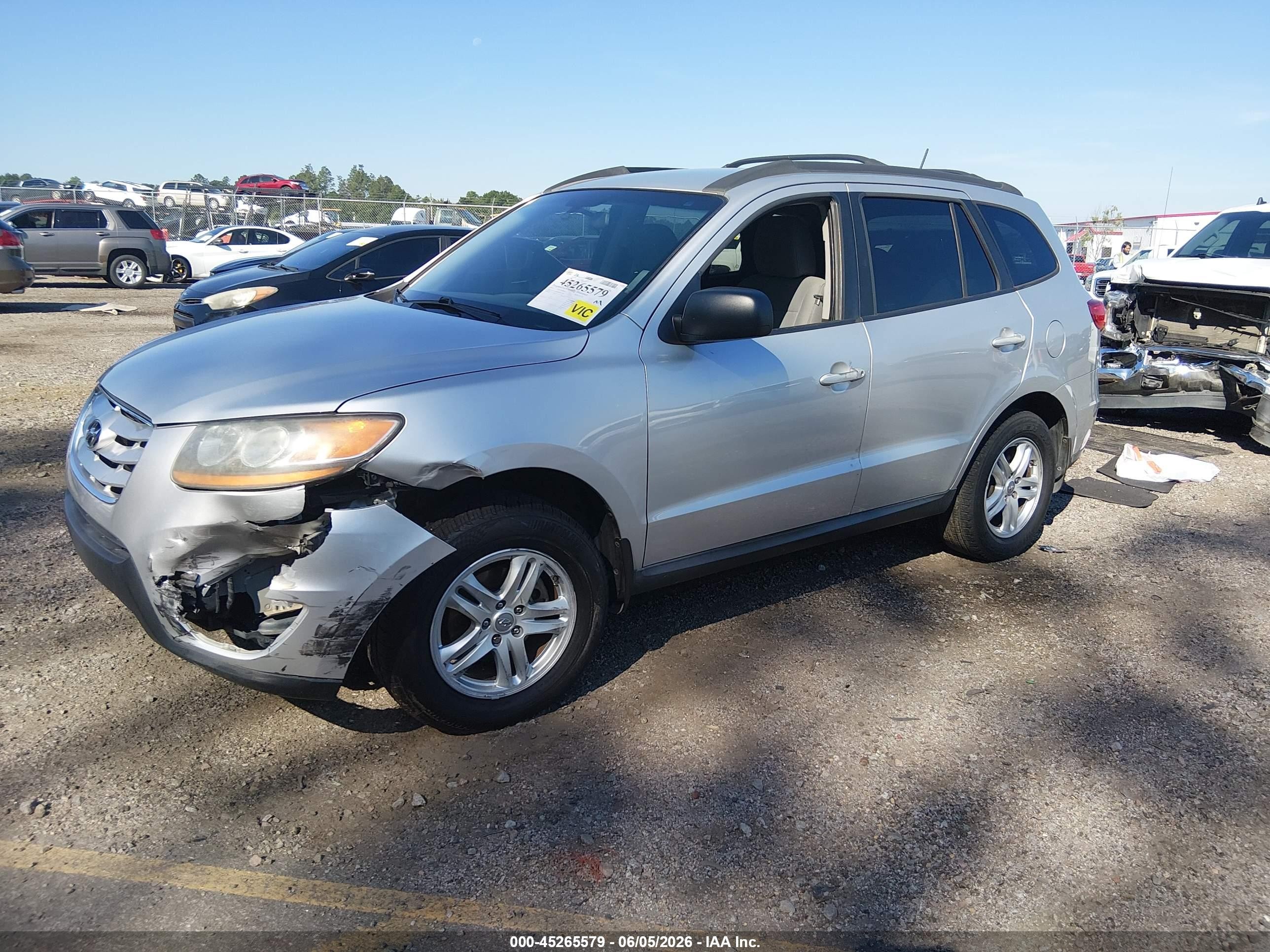 2011 Hyundai Santa Fe Gls Серебряный vin: 5XYZGDAB5BG035740