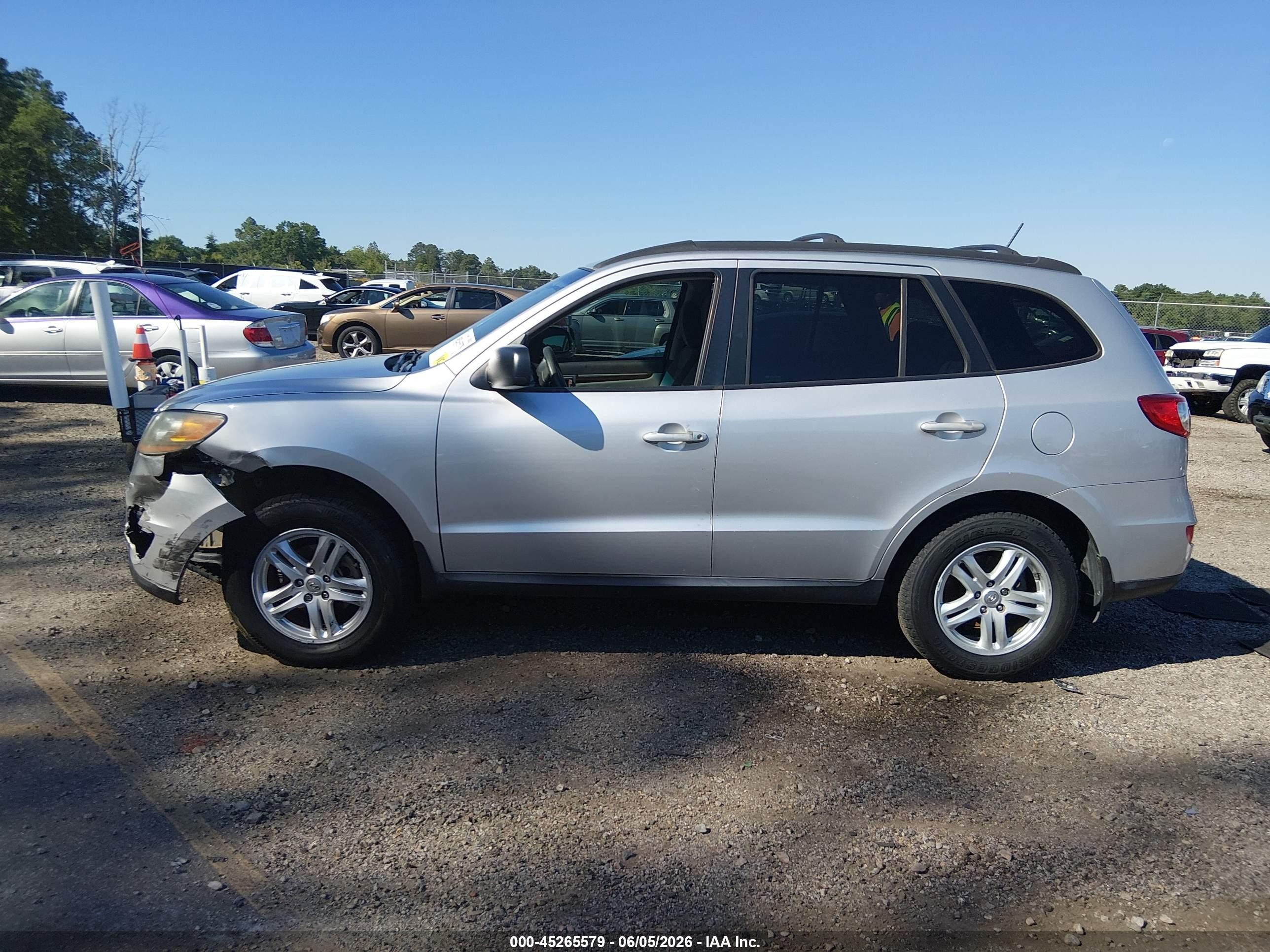2011 Hyundai Santa Fe Gls Серебряный vin: 5XYZGDAB5BG035740