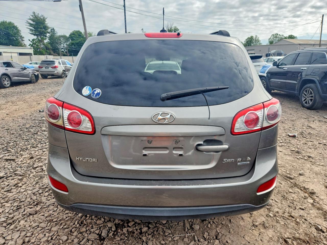 2011 Hyundai Santa Fe Gls Gray vin: 5XYZGDAB5BG074005