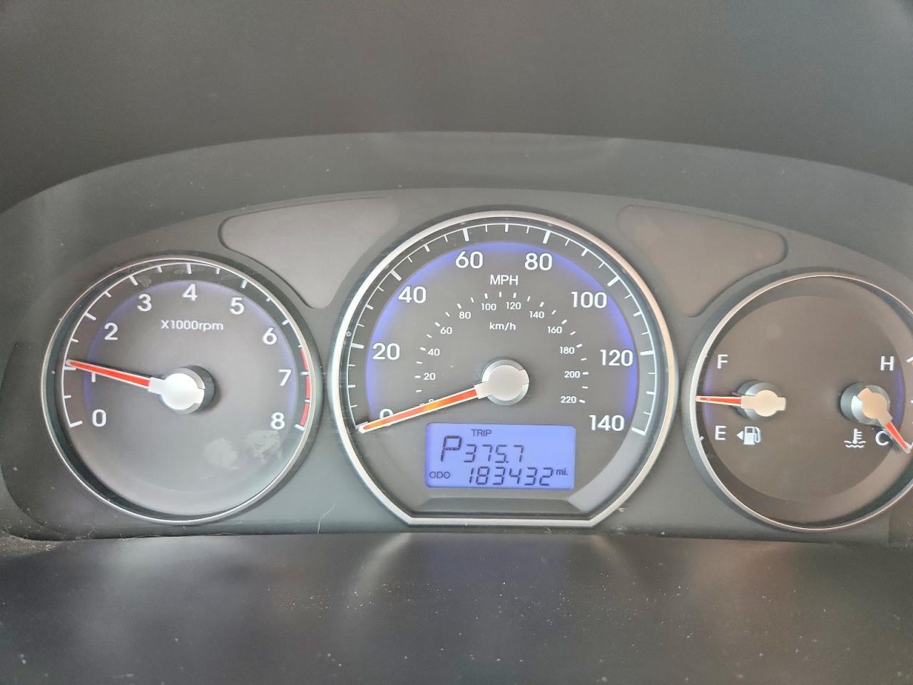 2011 Hyundai Santa Fe Gls Silver vin: 5XYZGDAB5BG079897