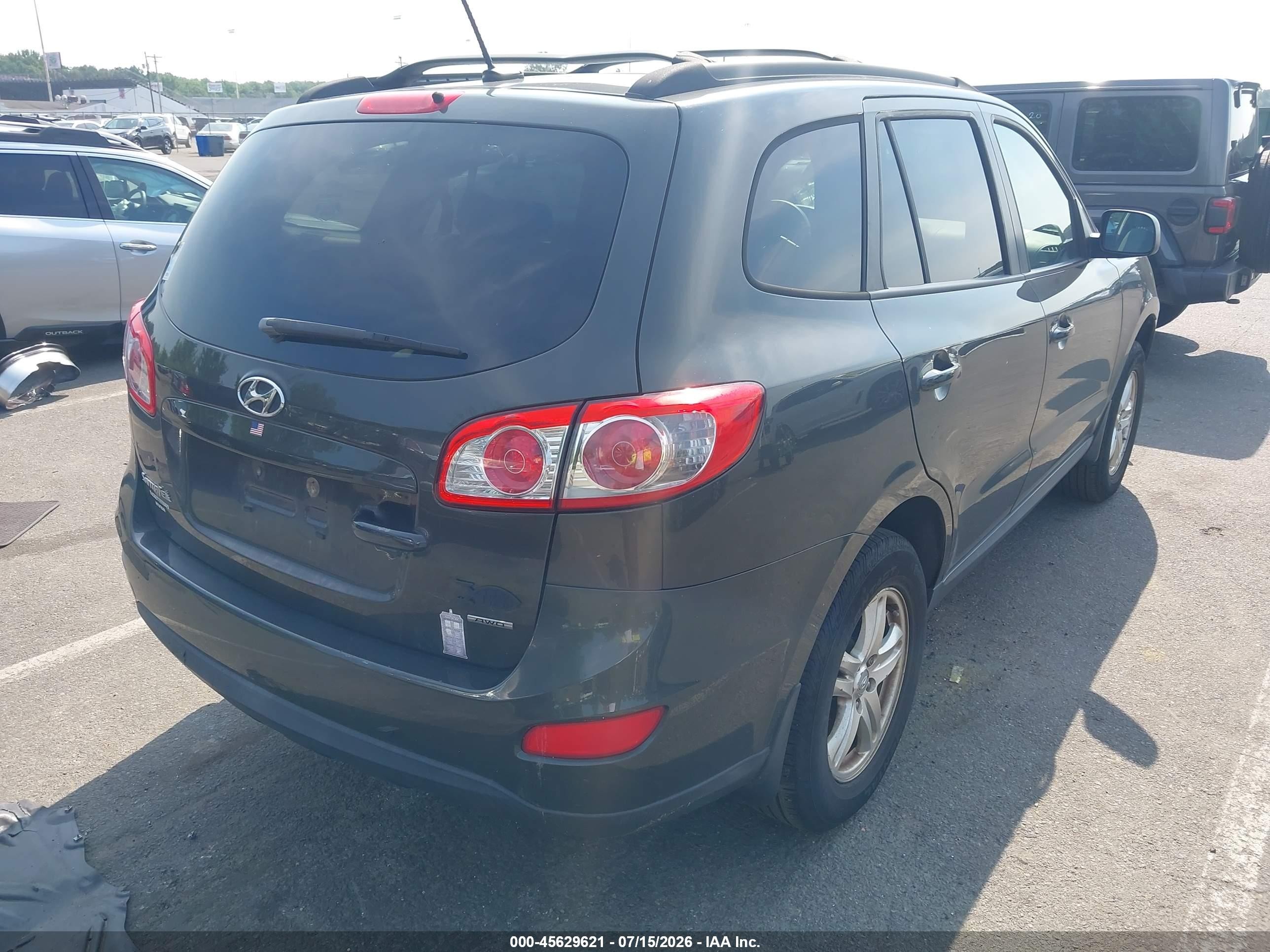 2012 Hyundai Santa Fe Gls Black vin: 5XYZGDAB5CG117372
