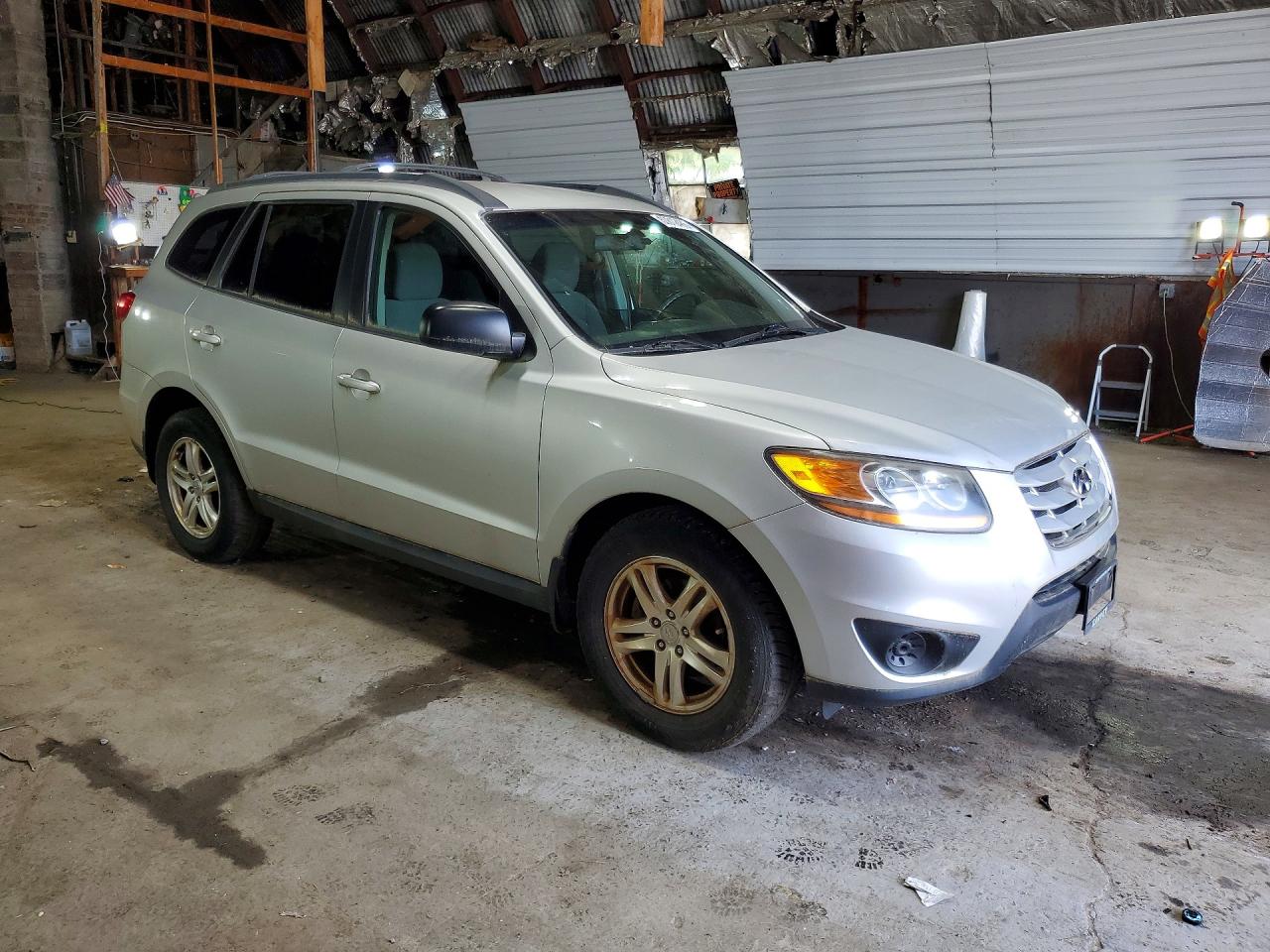 2011 Hyundai Santa Fe Gls Gray vin: 5XYZGDAB6BG041210