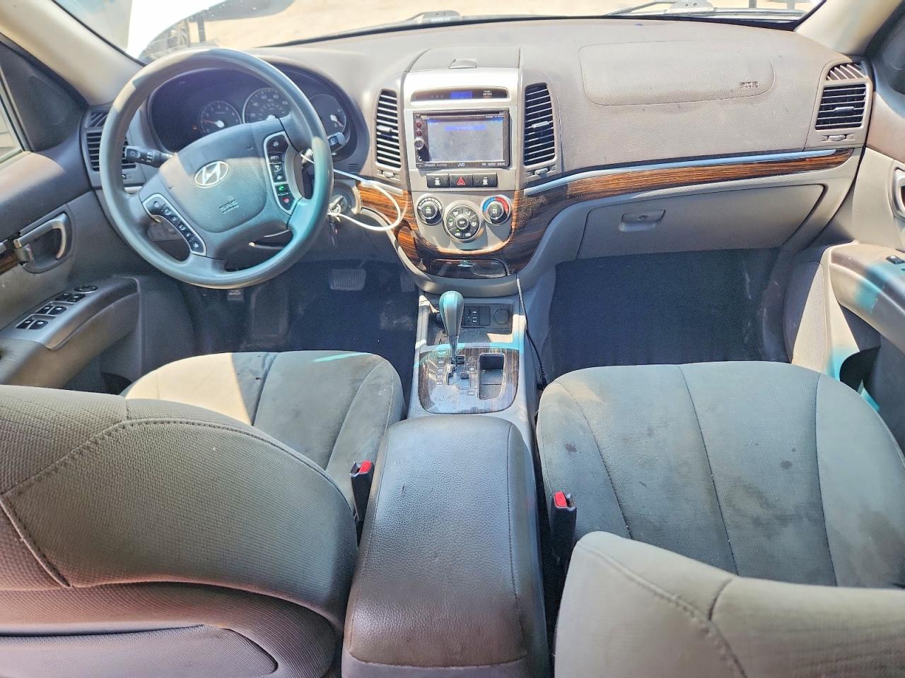 2012 Hyundai Santa Fe Gls White vin: 5XYZGDAB6CG103240