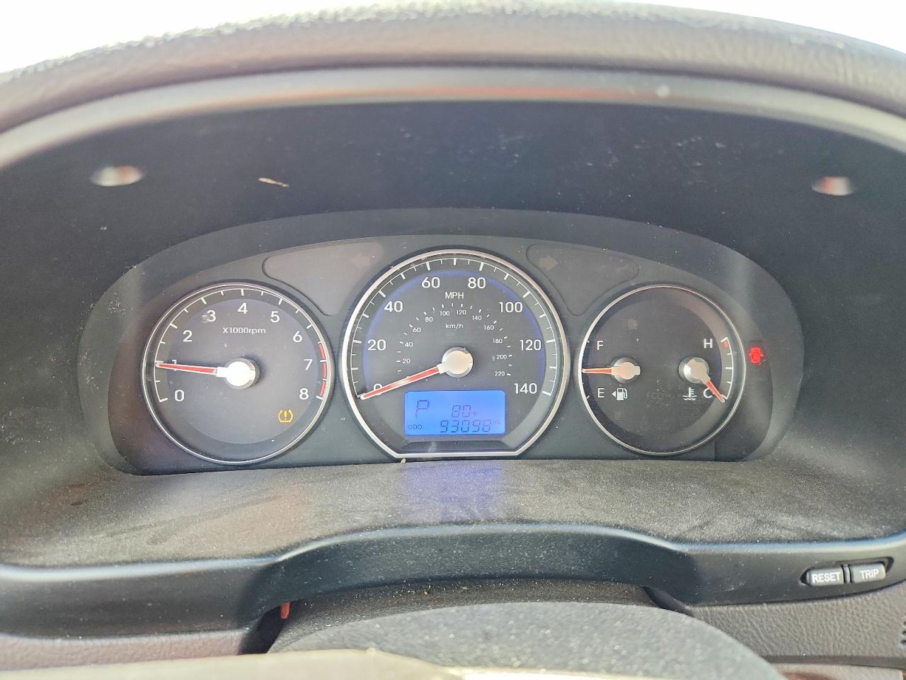 2012 Hyundai Santa Fe Gls White vin: 5XYZGDAB6CG164670
