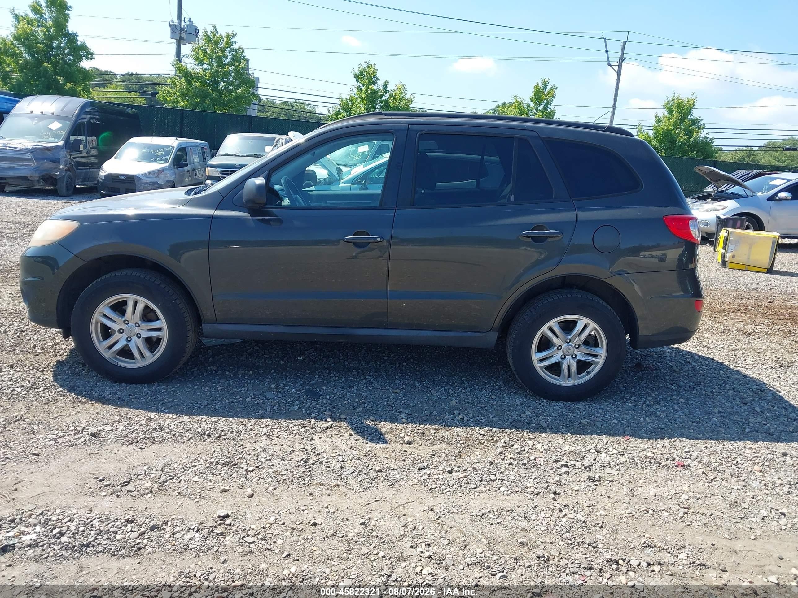 2011 Hyundai Santa Fe Gls Gray vin: 5XYZGDAB7BG077150