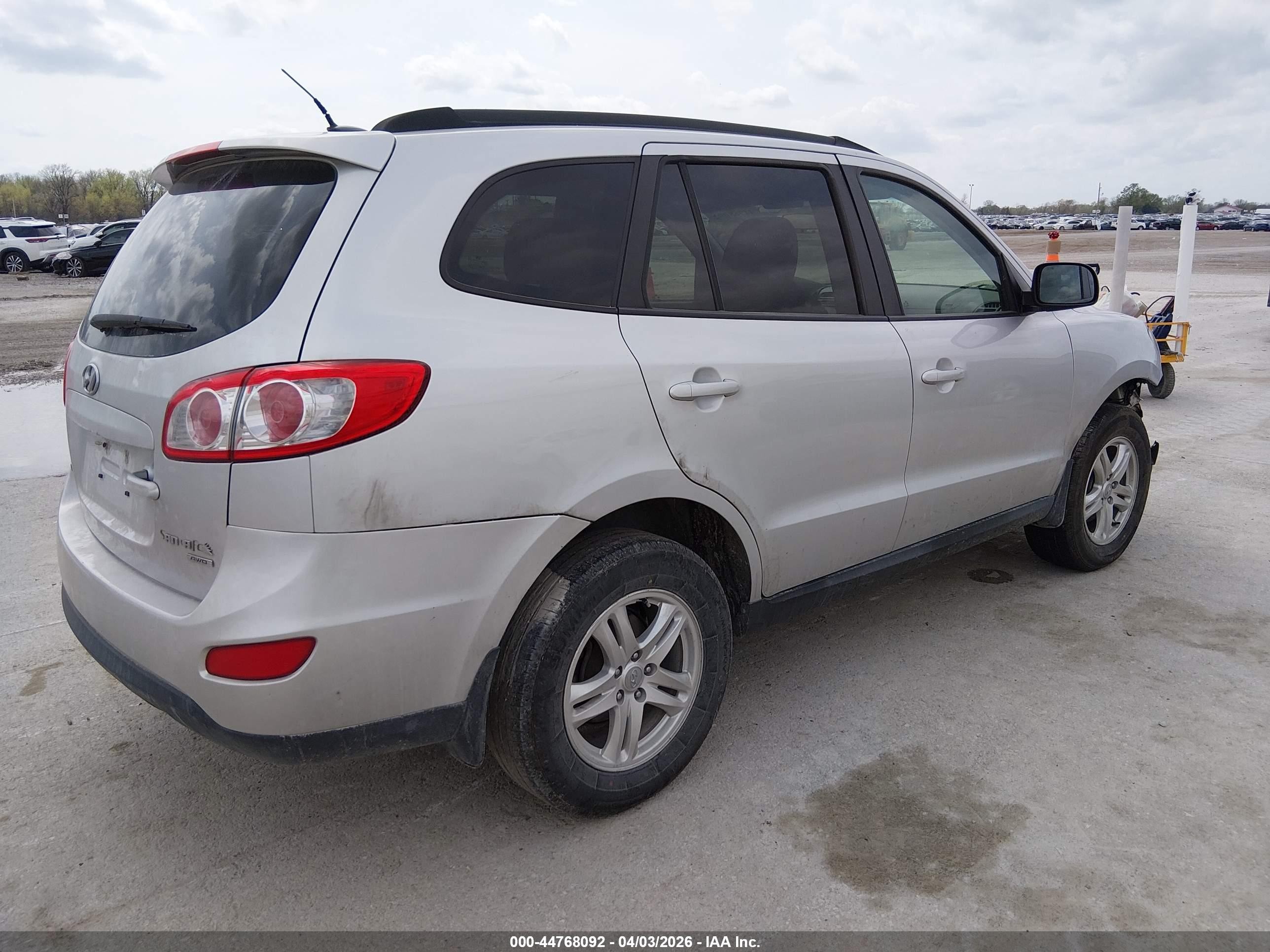2012 Hyundai Santa Fe Gls Gray vin: 5XYZGDAB7CG108768