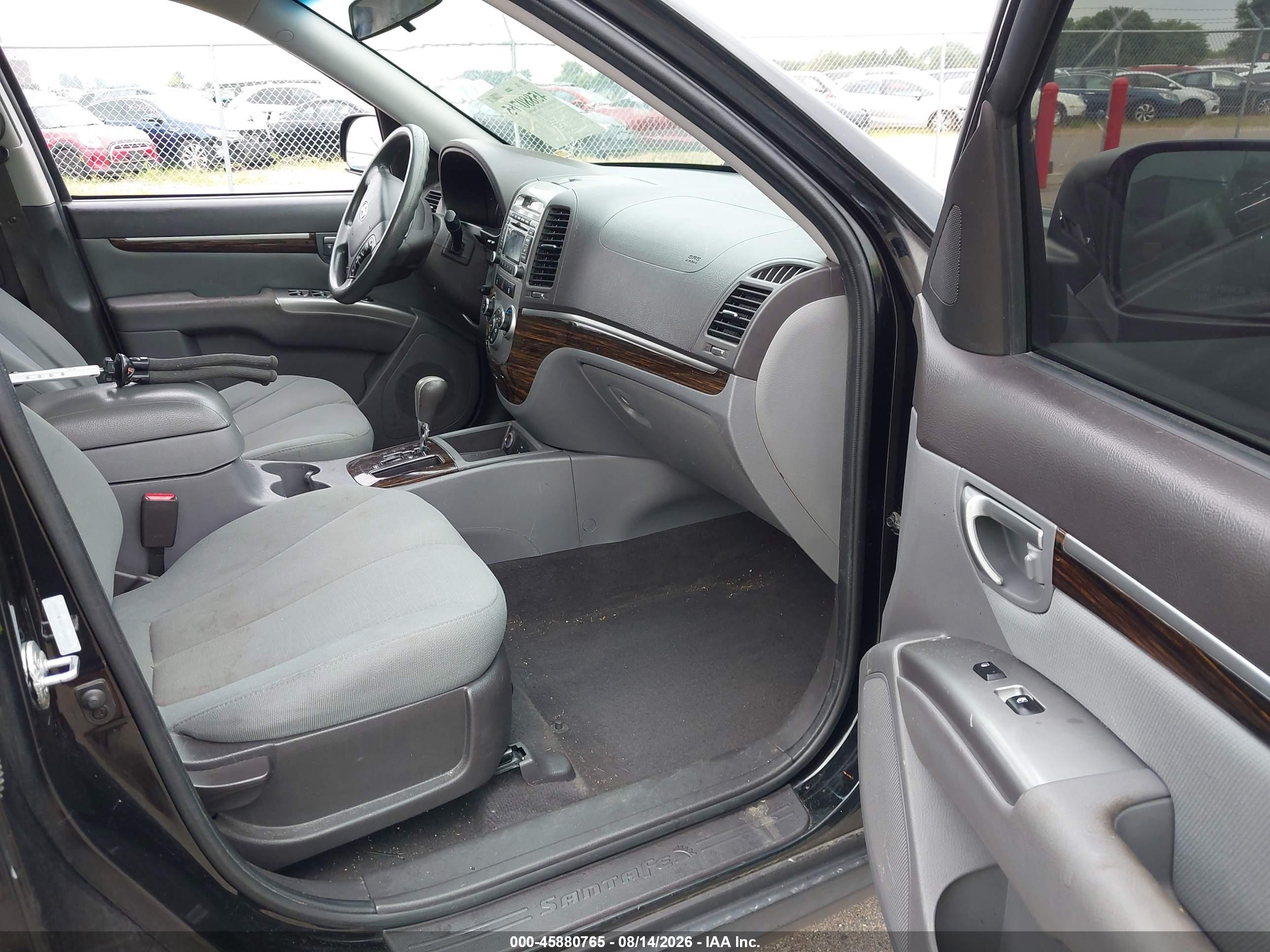 2012 Hyundai Santa Fe Gls Black vin: 5XYZGDAB7CG121097