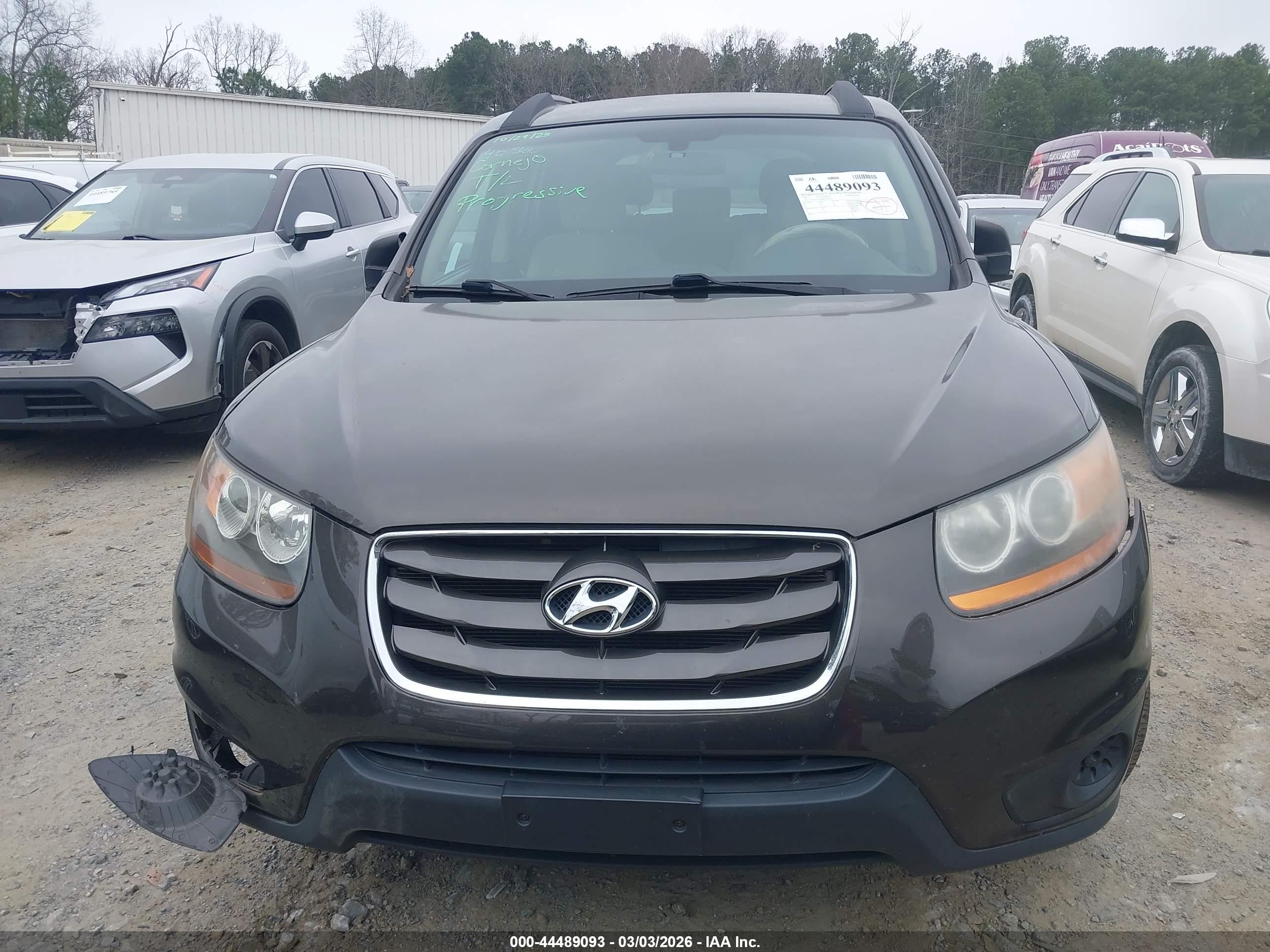 2011 Hyundai Santa Fe Gls Brown vin: 5XYZGDAB8BG002182