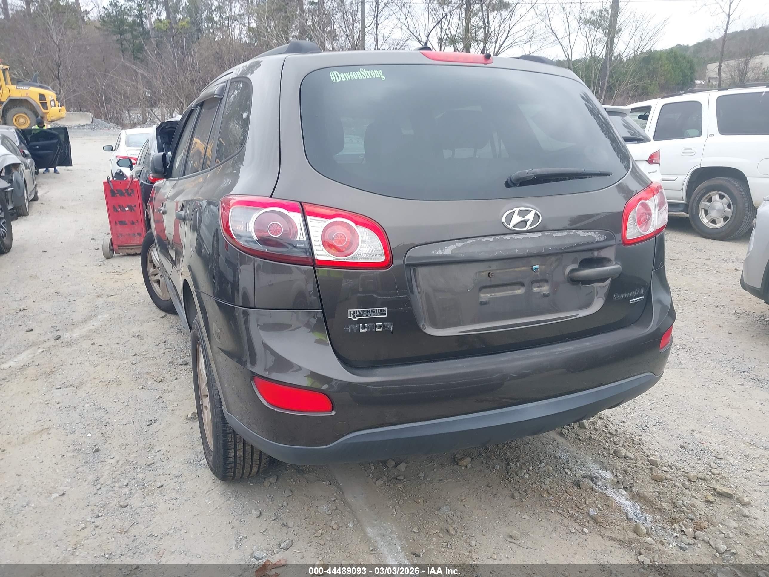 2011 Hyundai Santa Fe Gls Brown vin: 5XYZGDAB8BG002182