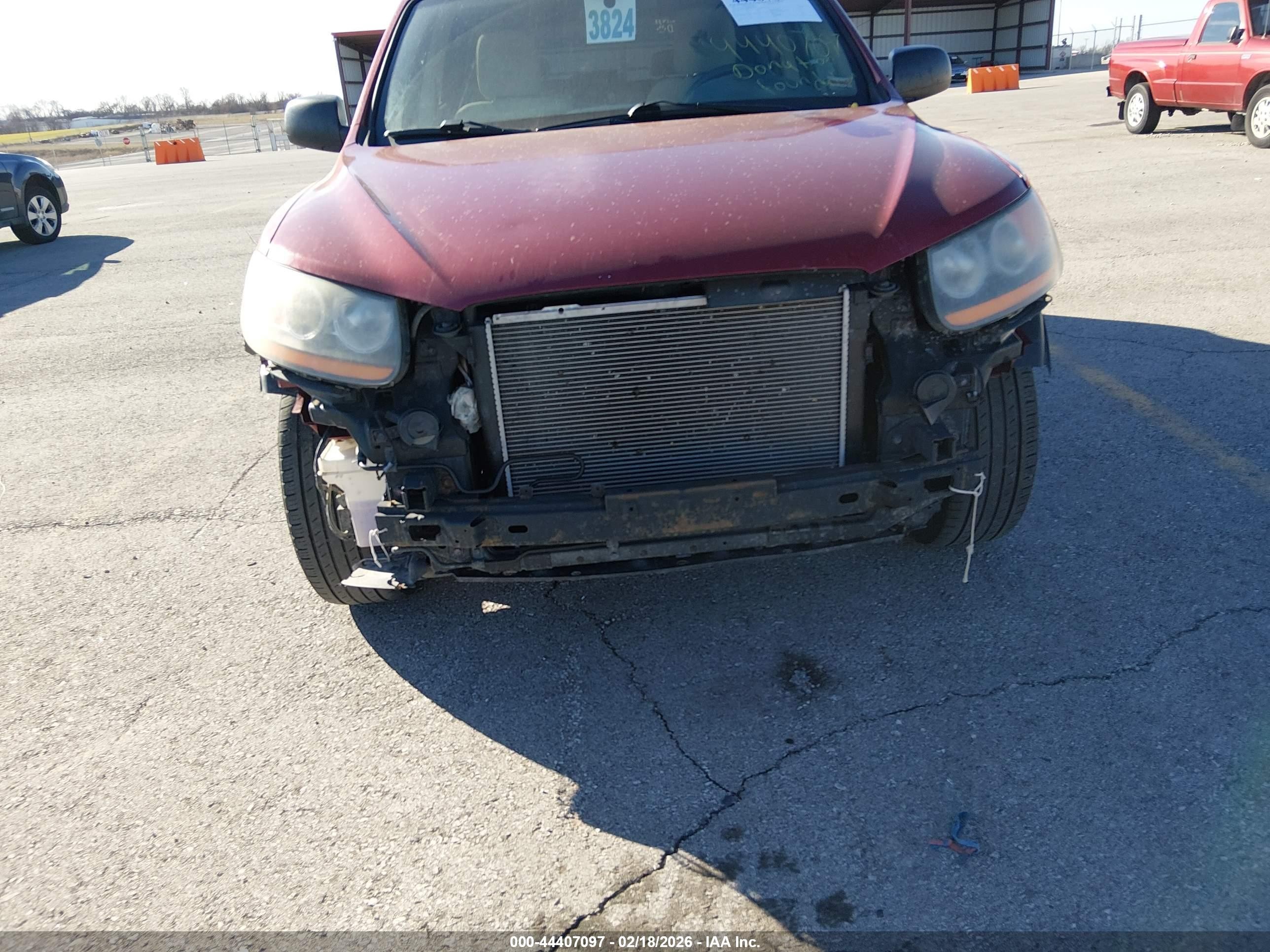 2011 Hyundai Santa Fe Gls Red vin: 5XYZGDAB8BG019208