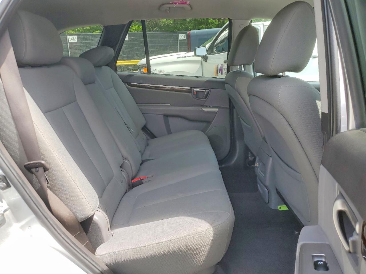 2011 Hyundai Santa Fe Gls Silver vin: 5XYZGDAB9BG028709