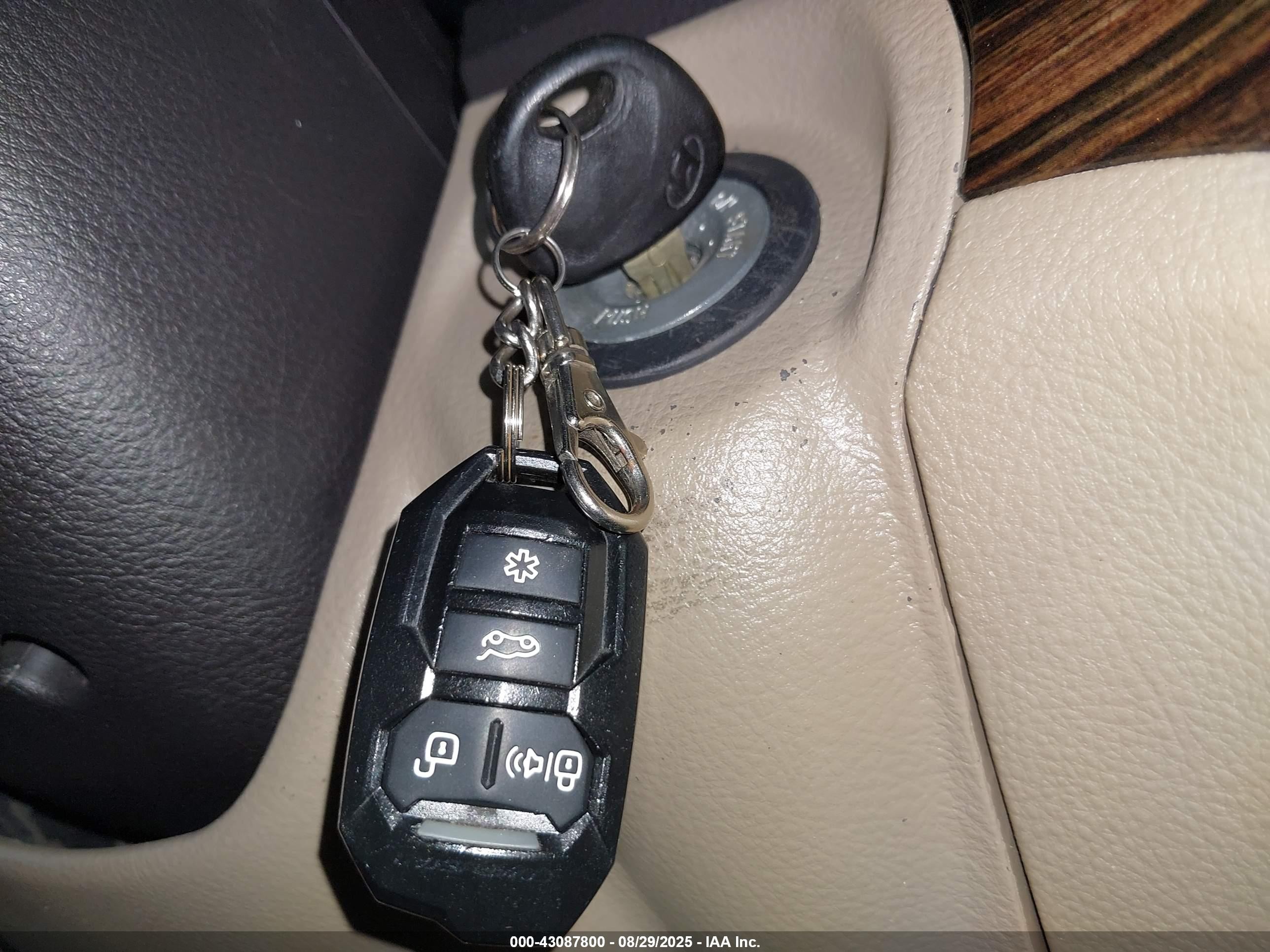 2011 Hyundai Santa Fe Gls Dark Brown vin: 5XYZGDAB9BG031836