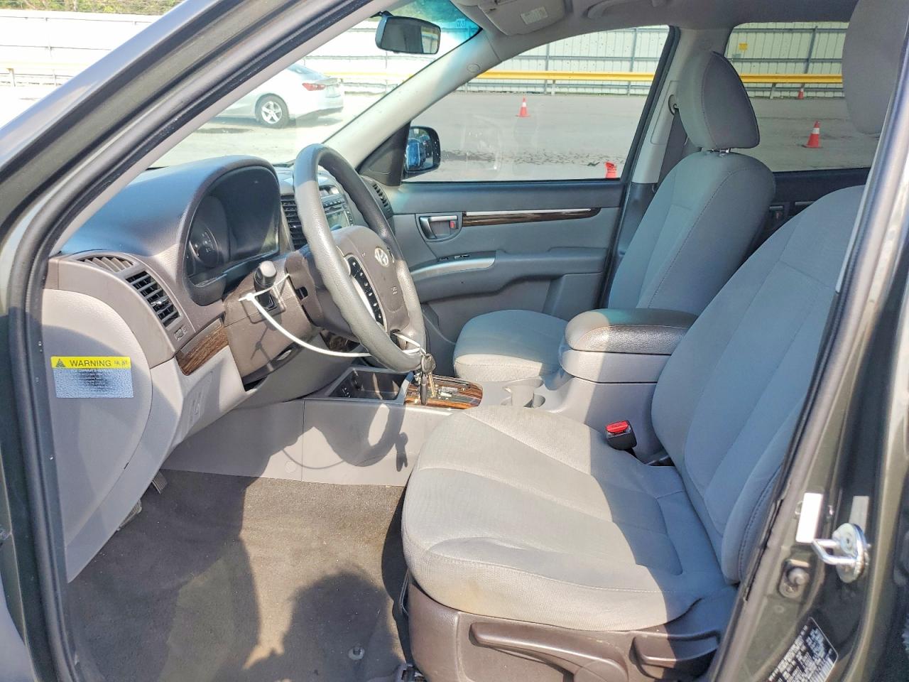 2011 Hyundai Santa Fe Gls Gray vin: 5XYZGDAB9BG074394