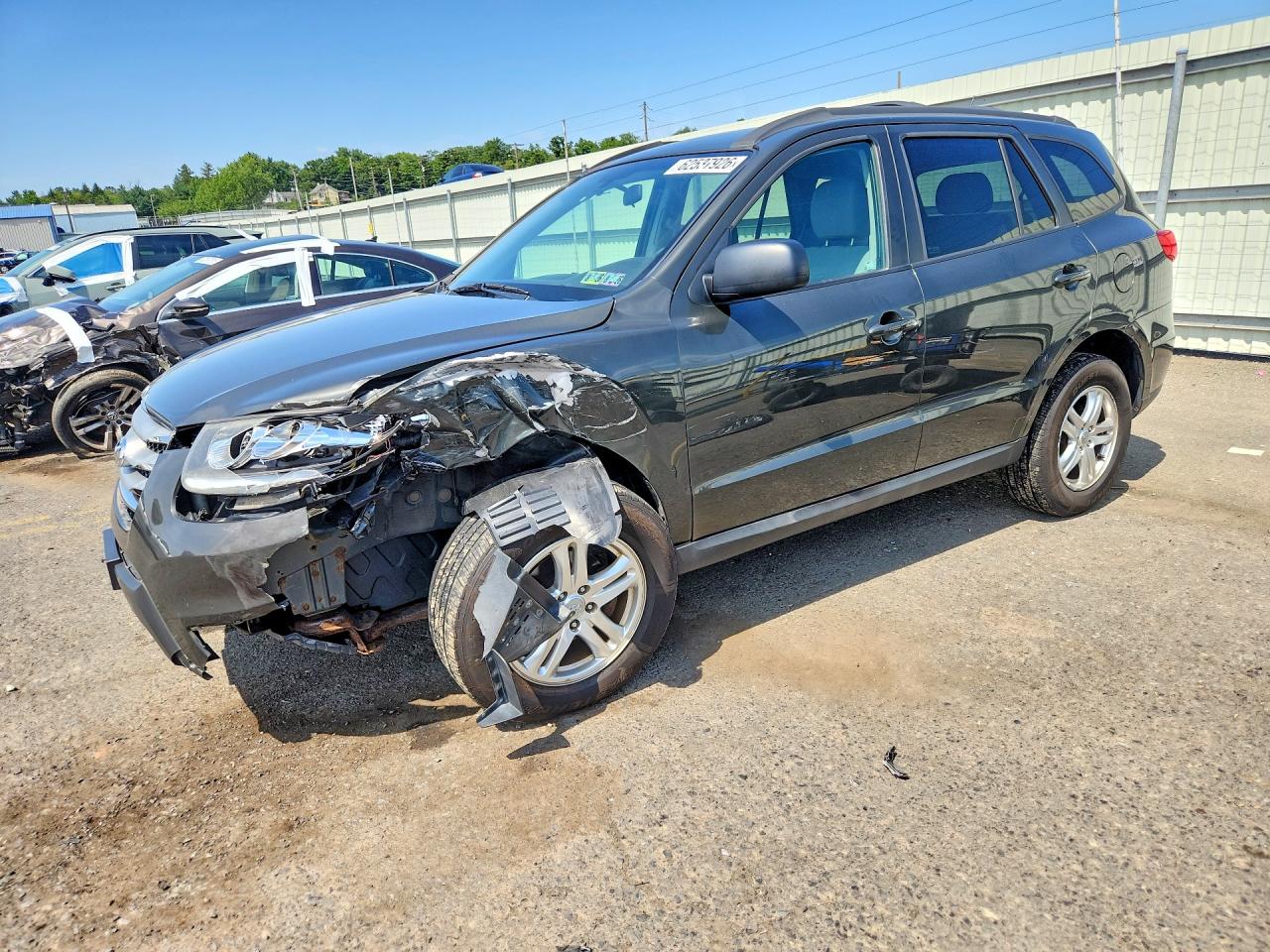 2012 Hyundai Santa Fe Gls Charcoal vin: 5XYZGDAB9CG148009