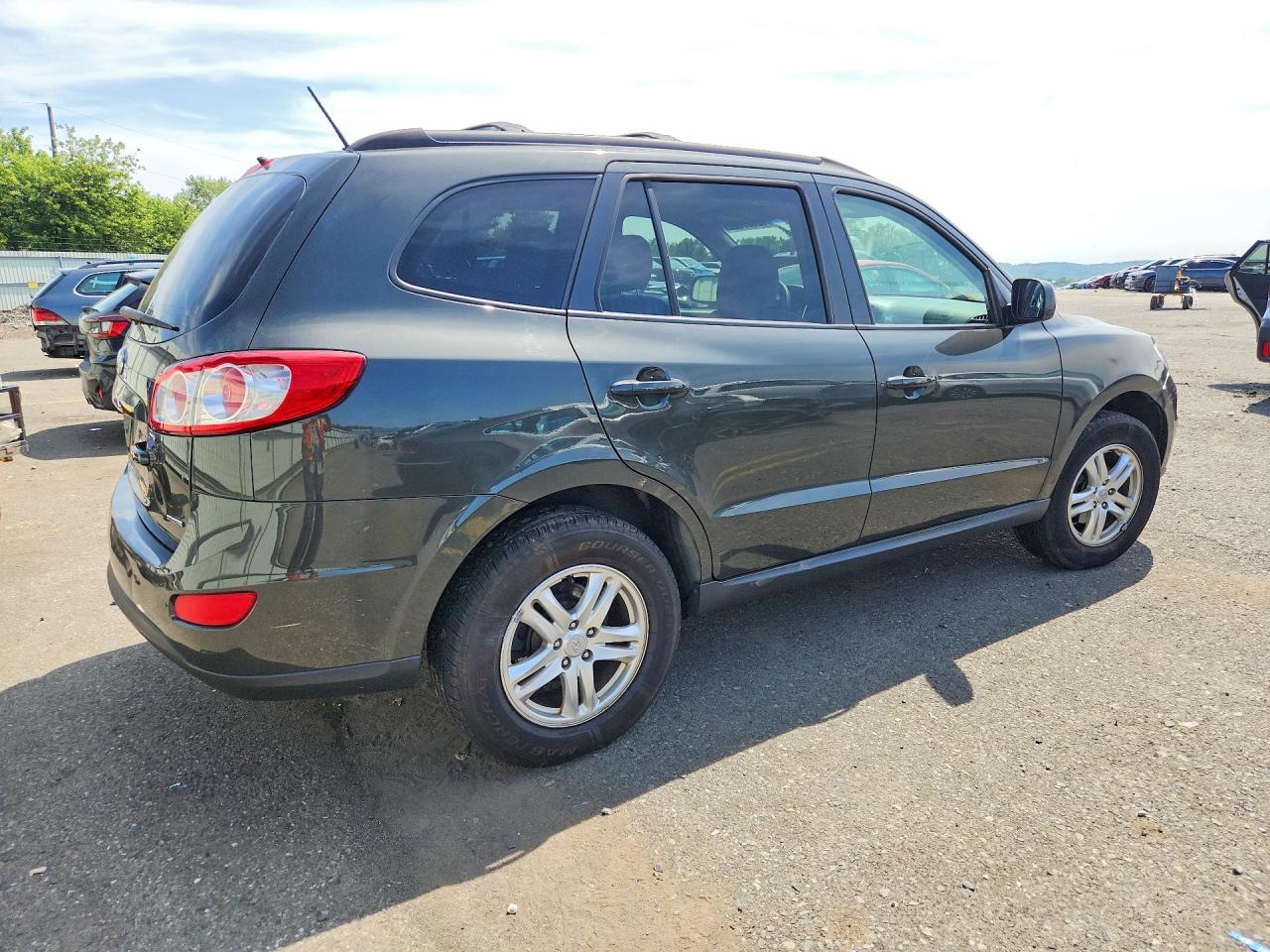2012 Hyundai Santa Fe Gls Charcoal vin: 5XYZGDAB9CG148009