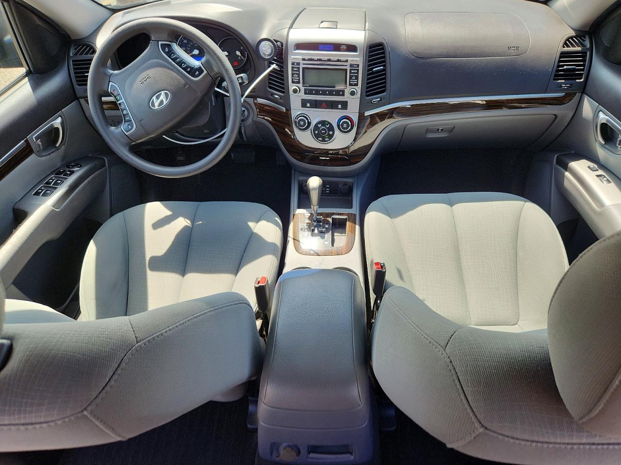 2012 Hyundai Santa Fe Gls Charcoal vin: 5XYZGDAB9CG148009