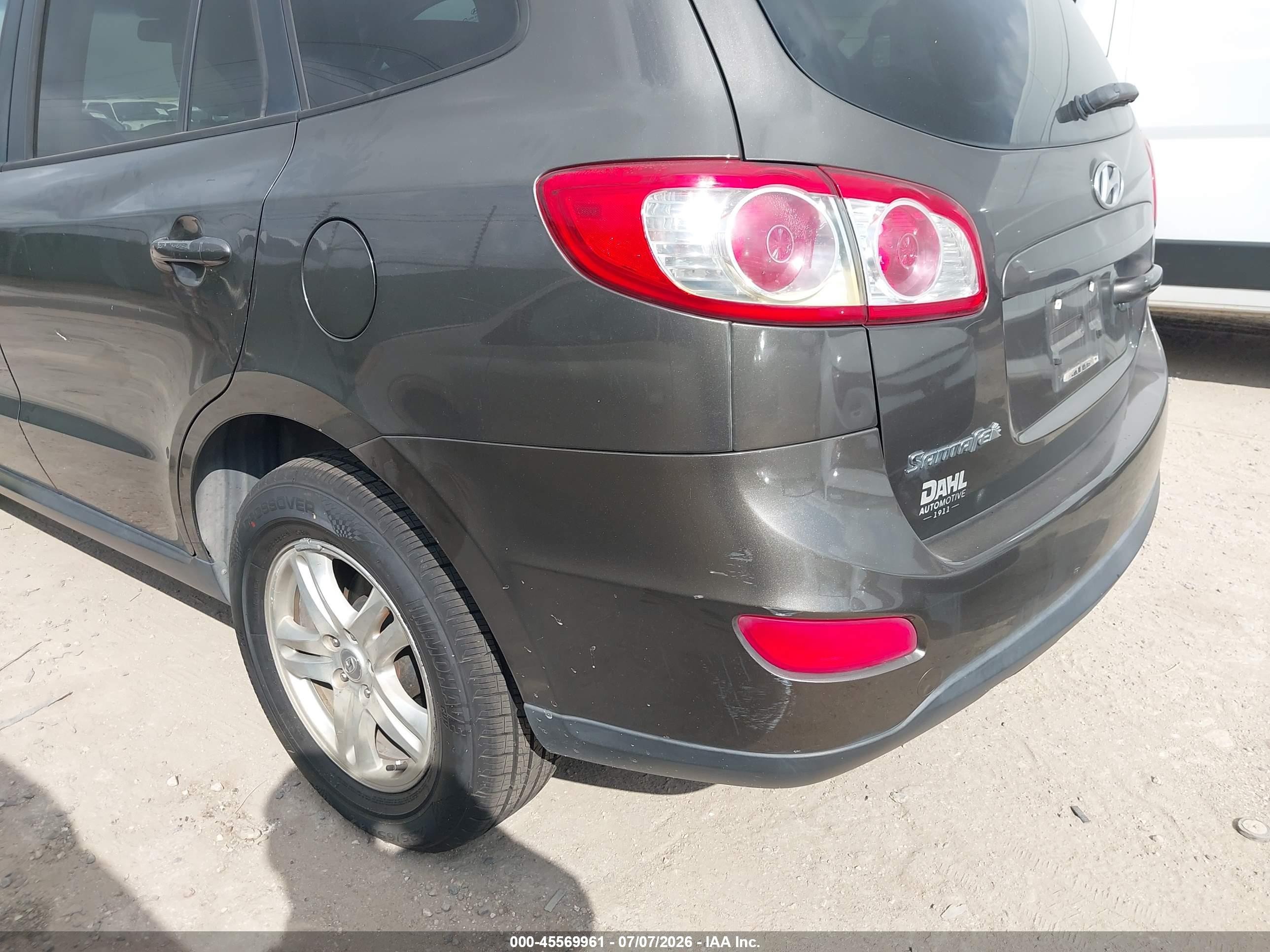 2012 Hyundai Santa Fe Gls Gray vin: 5XYZGDAB9CG157440
