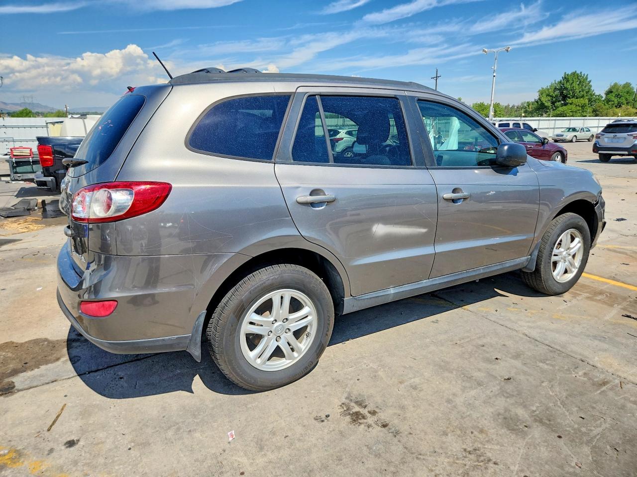 2011 Hyundai Santa Fe Gls Gray vin: 5XYZGDABXBG029366