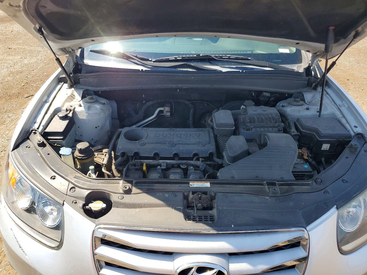 2012 Hyundai Santa Fe Gls Silver vin: 5XYZGDABXCG140288