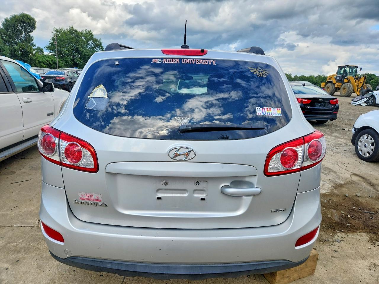 2012 Hyundai Santa Fe Gls Silver vin: 5XYZGDABXCG156748