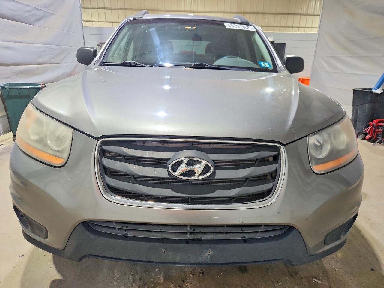 2011 Hyundai Santa Fe Gls Gray vin: 5XYZGDAG0BG078264