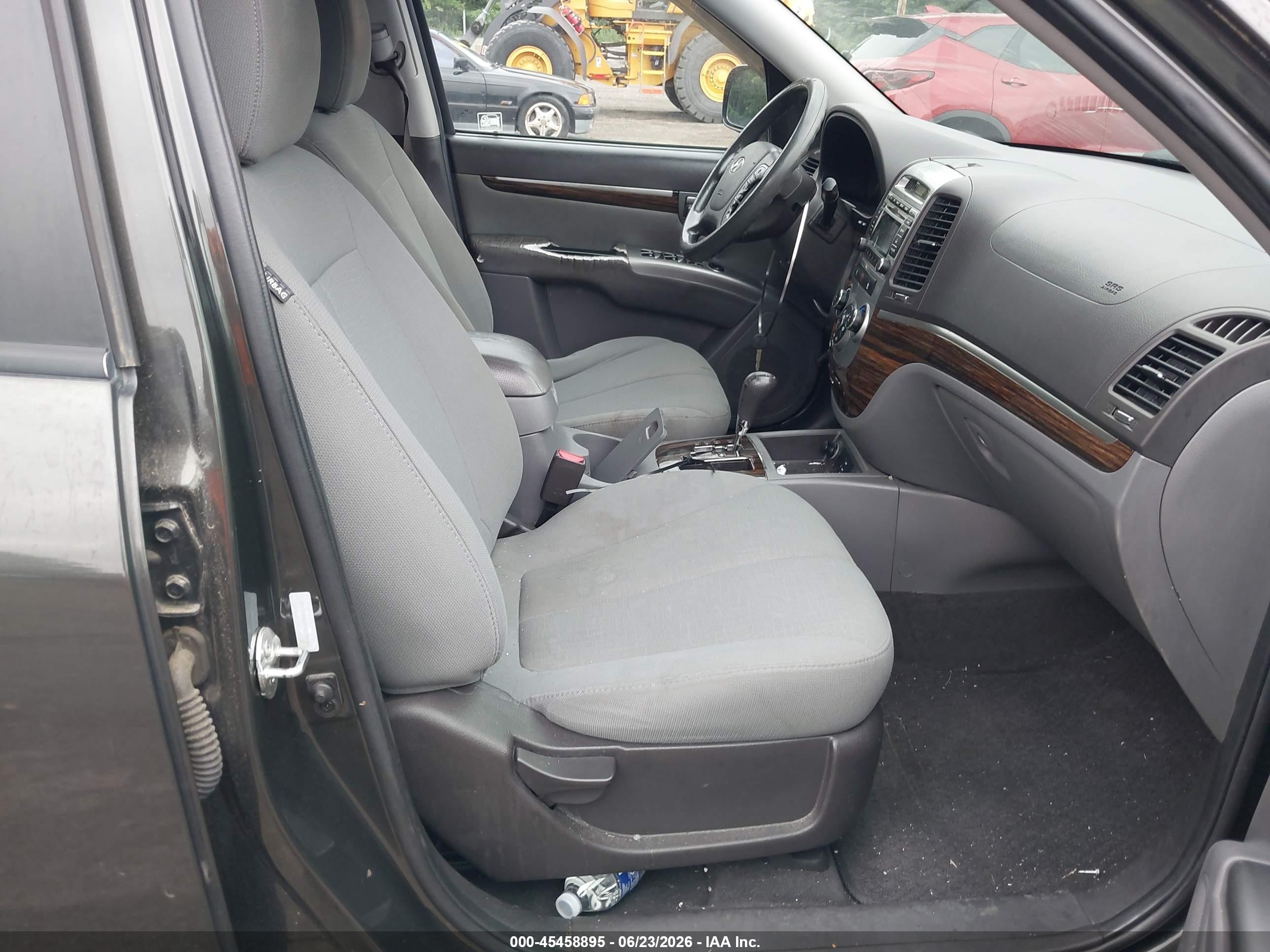 2011 Hyundai Santa Fe Gls V6 Gray vin: 5XYZGDAG2BG038185