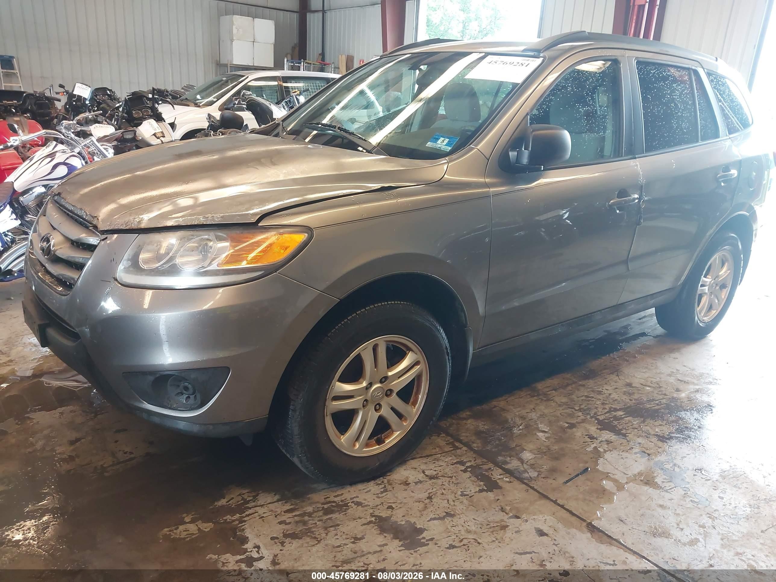 2012 Hyundai Santa Fe Gls V6 Gray vin: 5XYZGDAG2CG135971