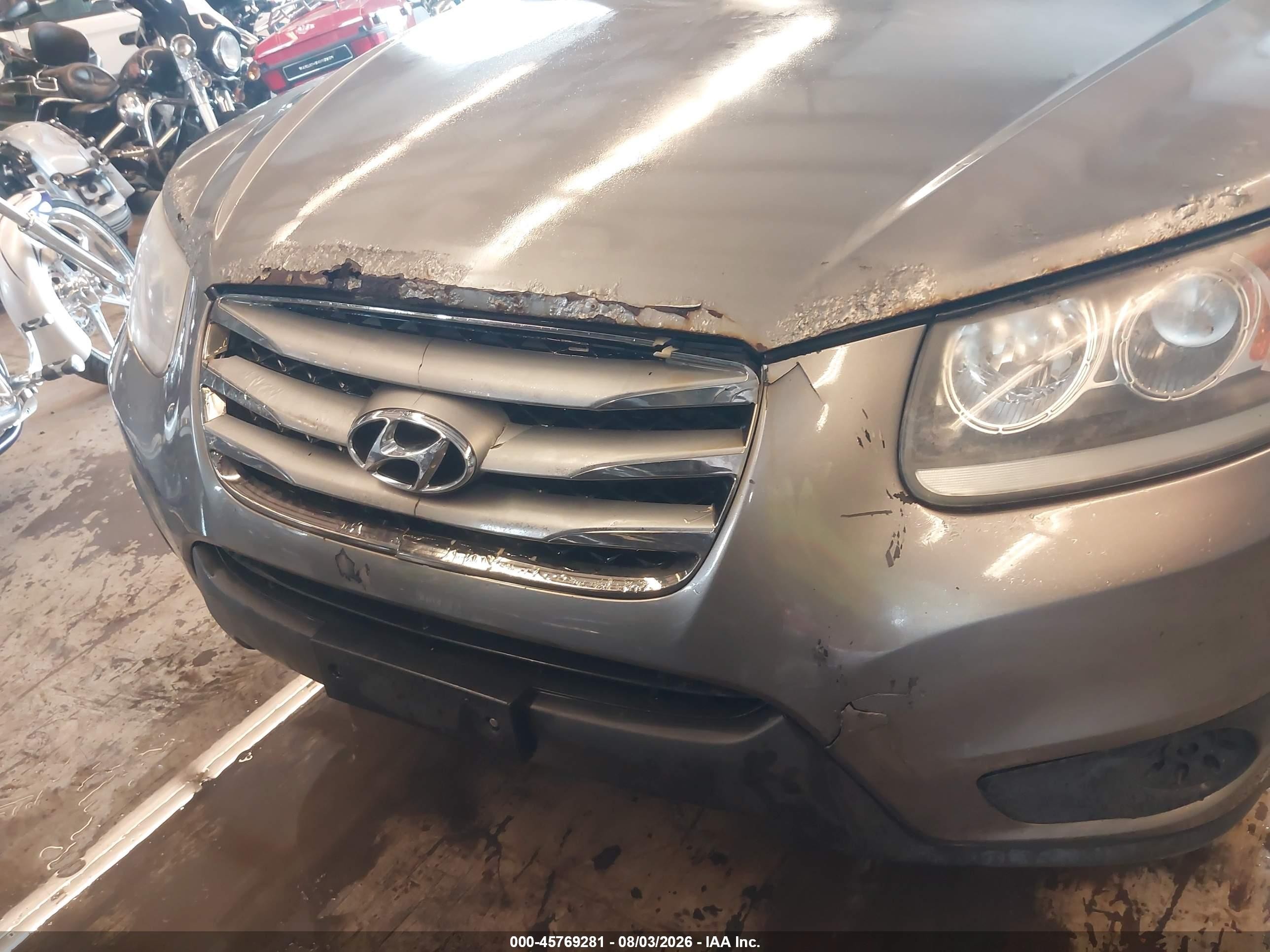 2012 Hyundai Santa Fe Gls V6 Gray vin: 5XYZGDAG2CG135971