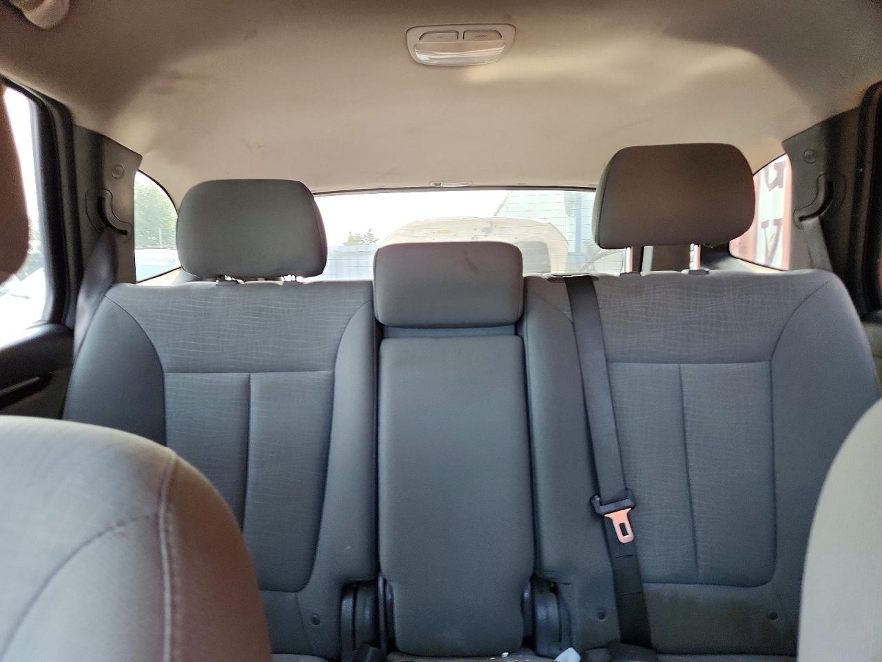 2011 Hyundai Santa Fe Gls Gray vin: 5XYZGDAG4BG054601
