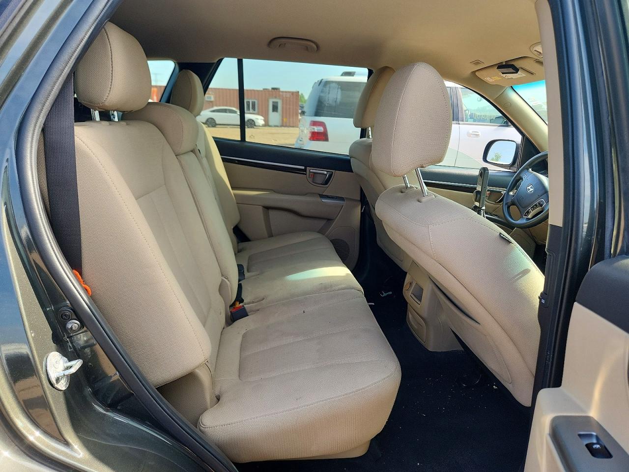 2011 Hyundai Santa Fe Gls Gray vin: 5XYZGDAG4BG059085