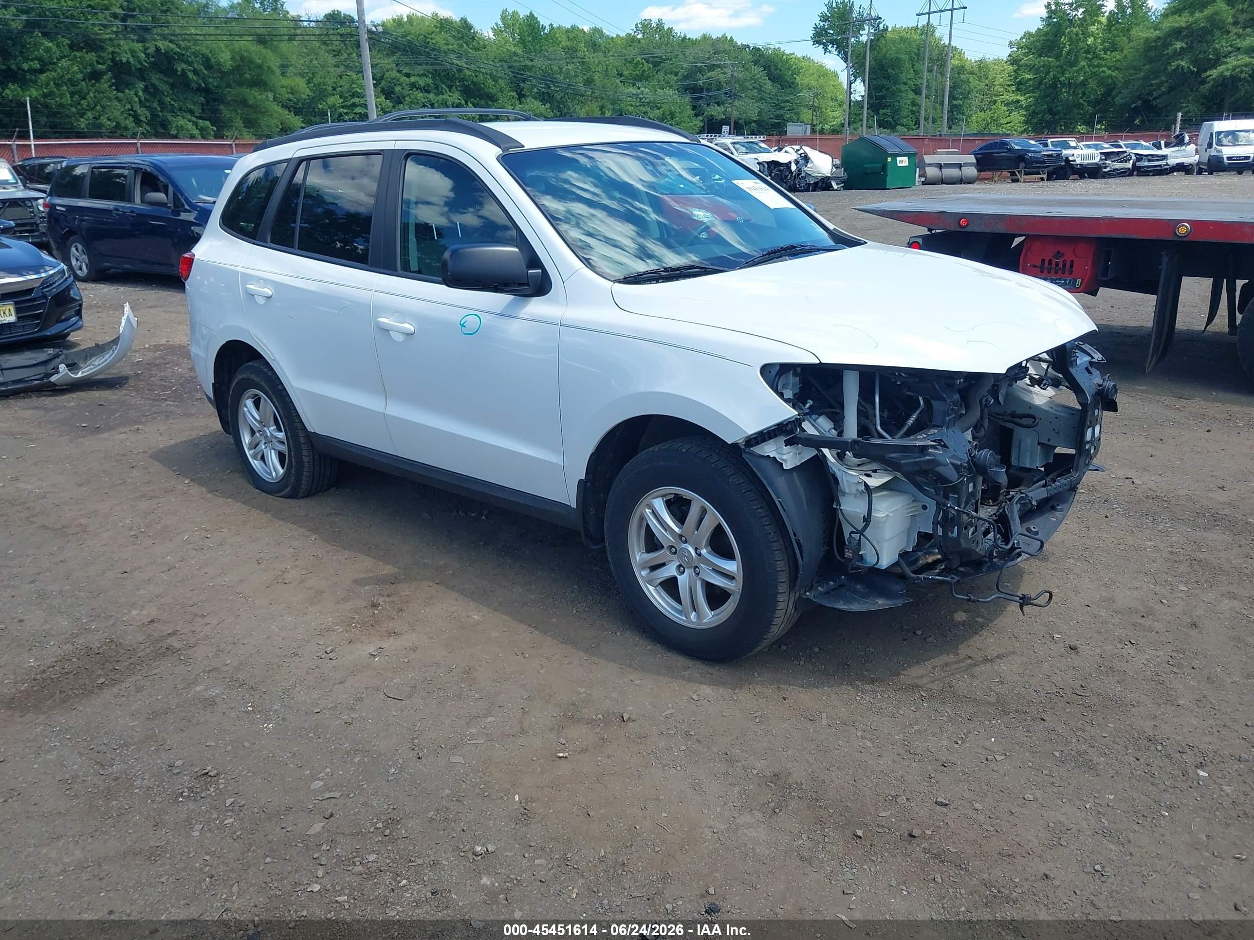 2012 Hyundai Santa Fe Gls V6 White vin: 5XYZGDAG4CG130707