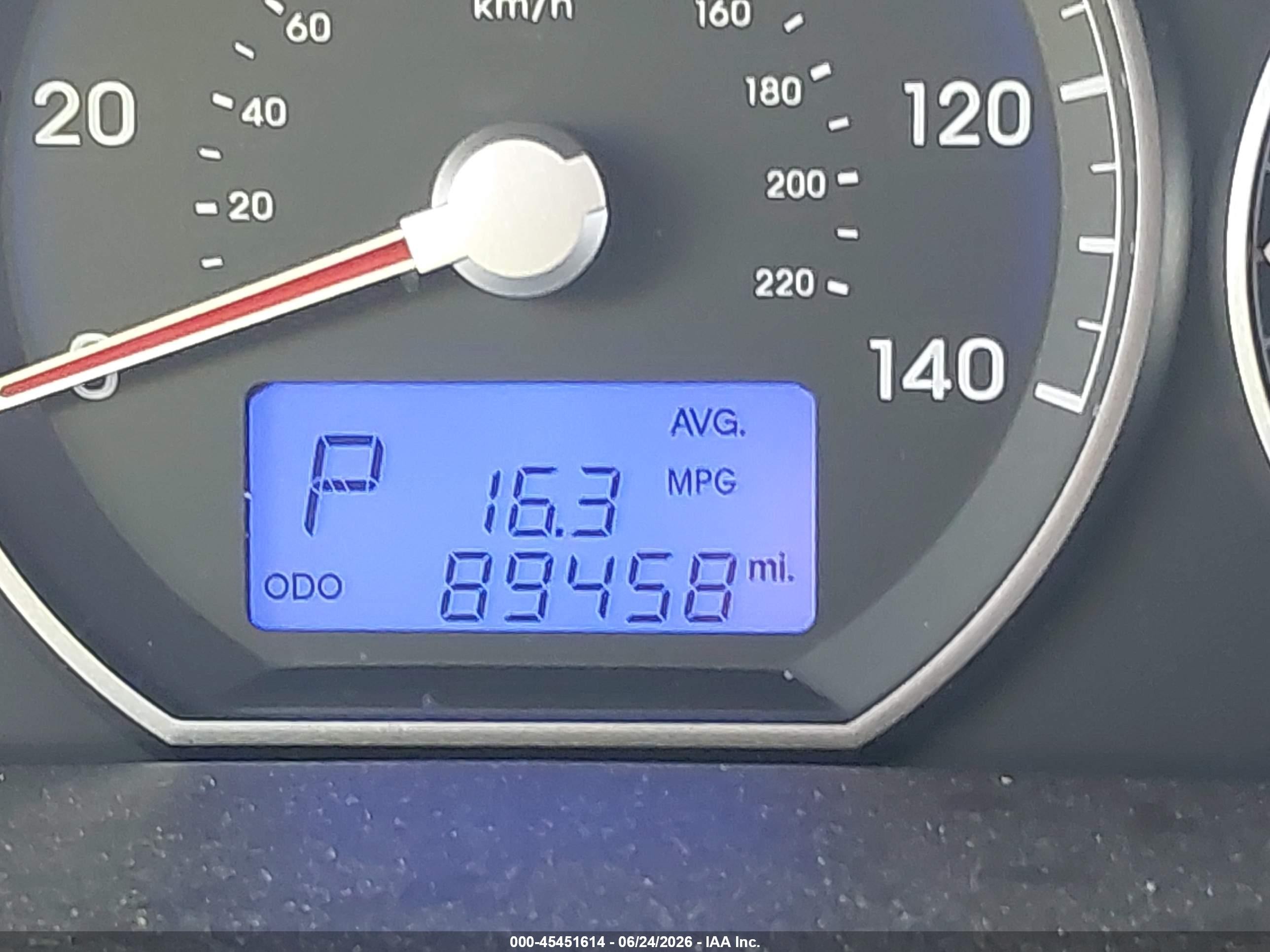 2012 Hyundai Santa Fe Gls V6 White vin: 5XYZGDAG4CG130707