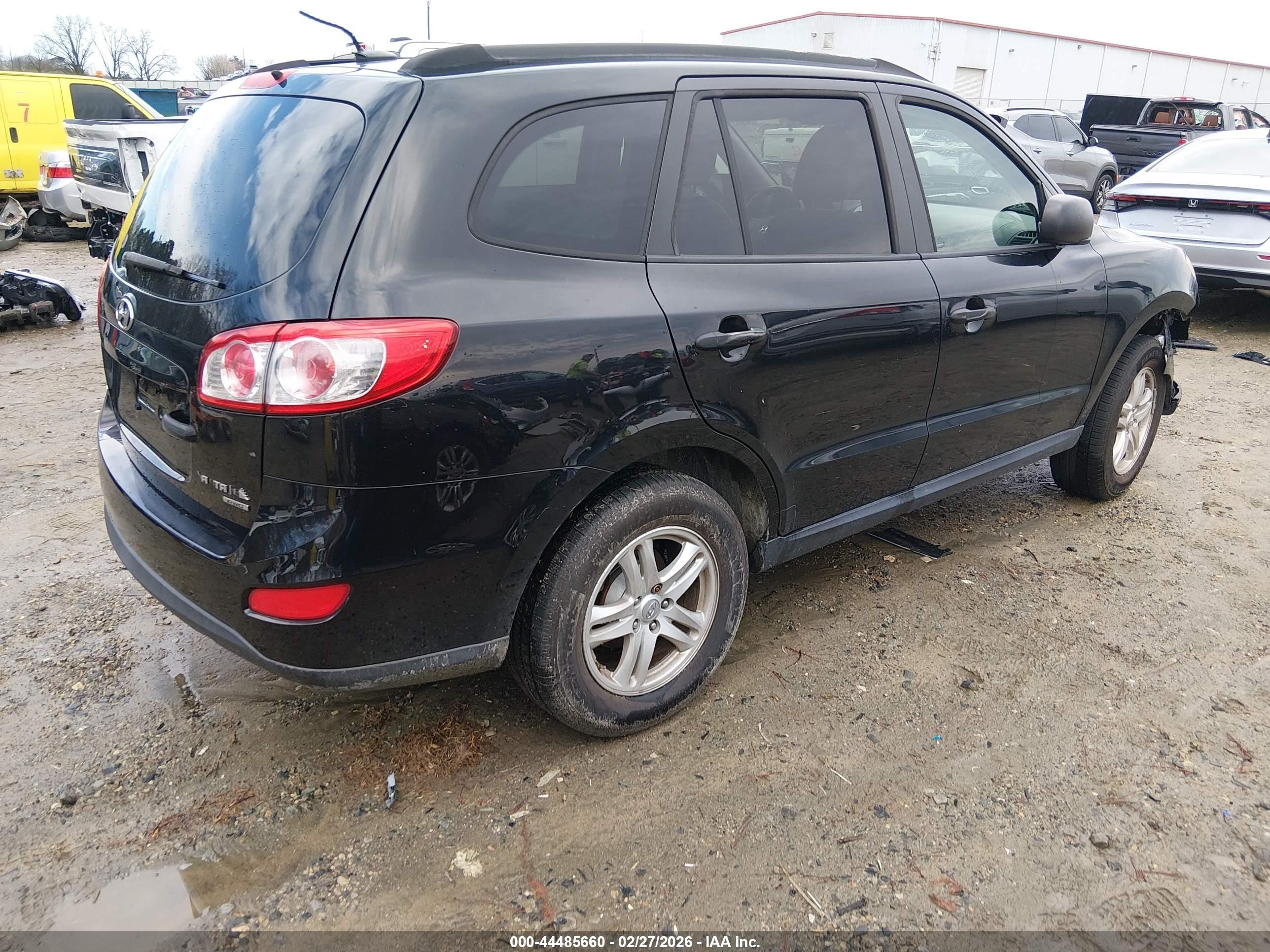 2011 Hyundai Santa Fe Gls V6 Black vin: 5XYZGDAG5BG020019