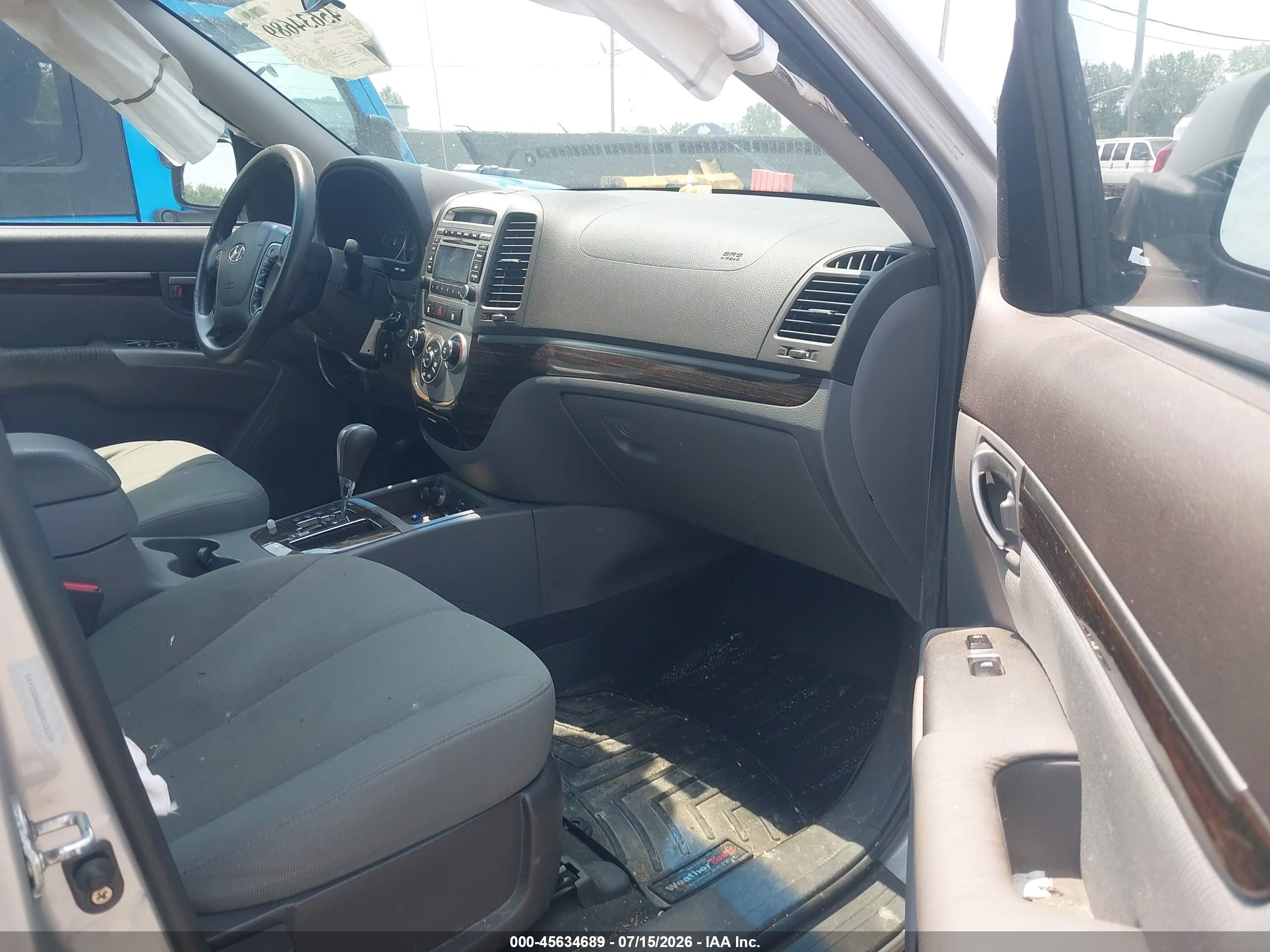 2011 Hyundai Santa Fe Gls V6 Silver vin: 5XYZGDAG6BG015119